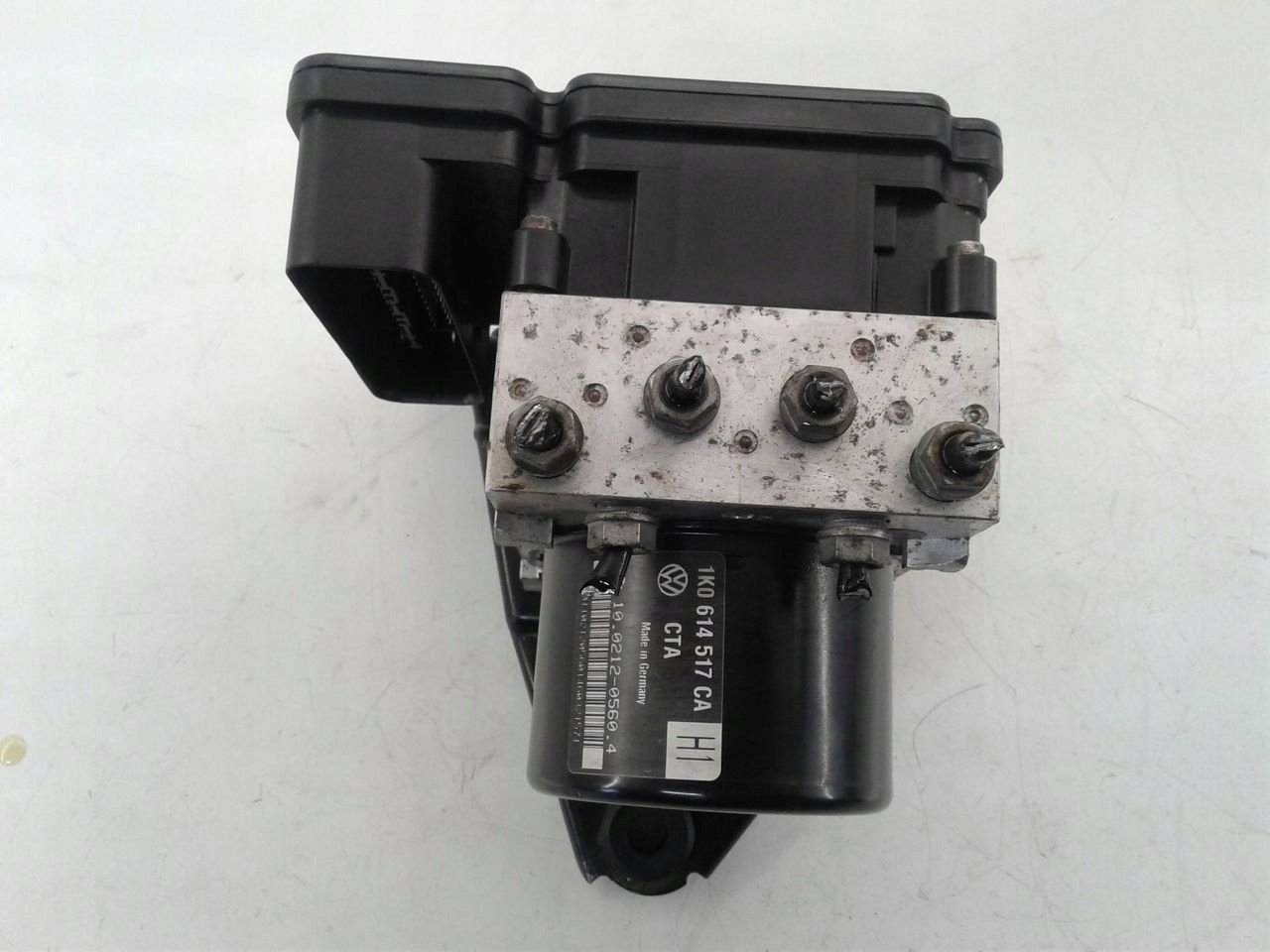 Насос ABS 1K0907379AS Audi A3 8P 1,8 TFSI