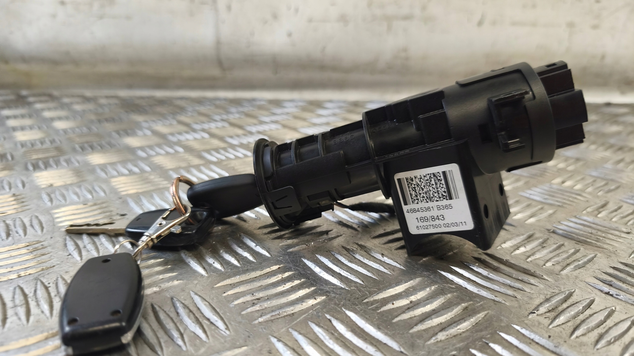 ignition FIAT PANDA II 2011r 46845361