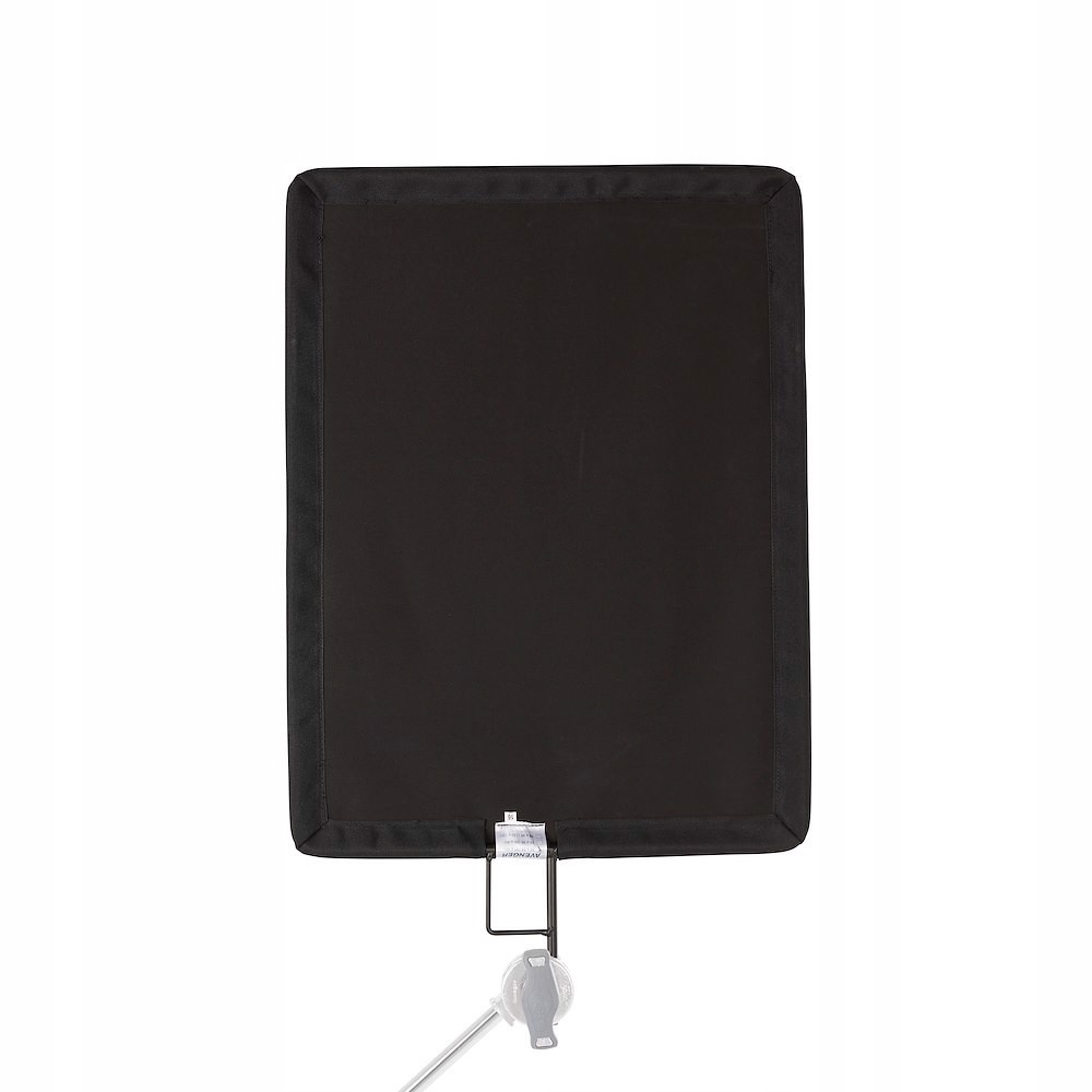 Černá vlajka Avenger 30x45 cm