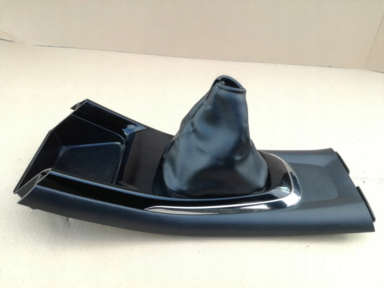 NISSAN PULSAR MIESZEK BIEGOW PANEL RAMKA TUNELU