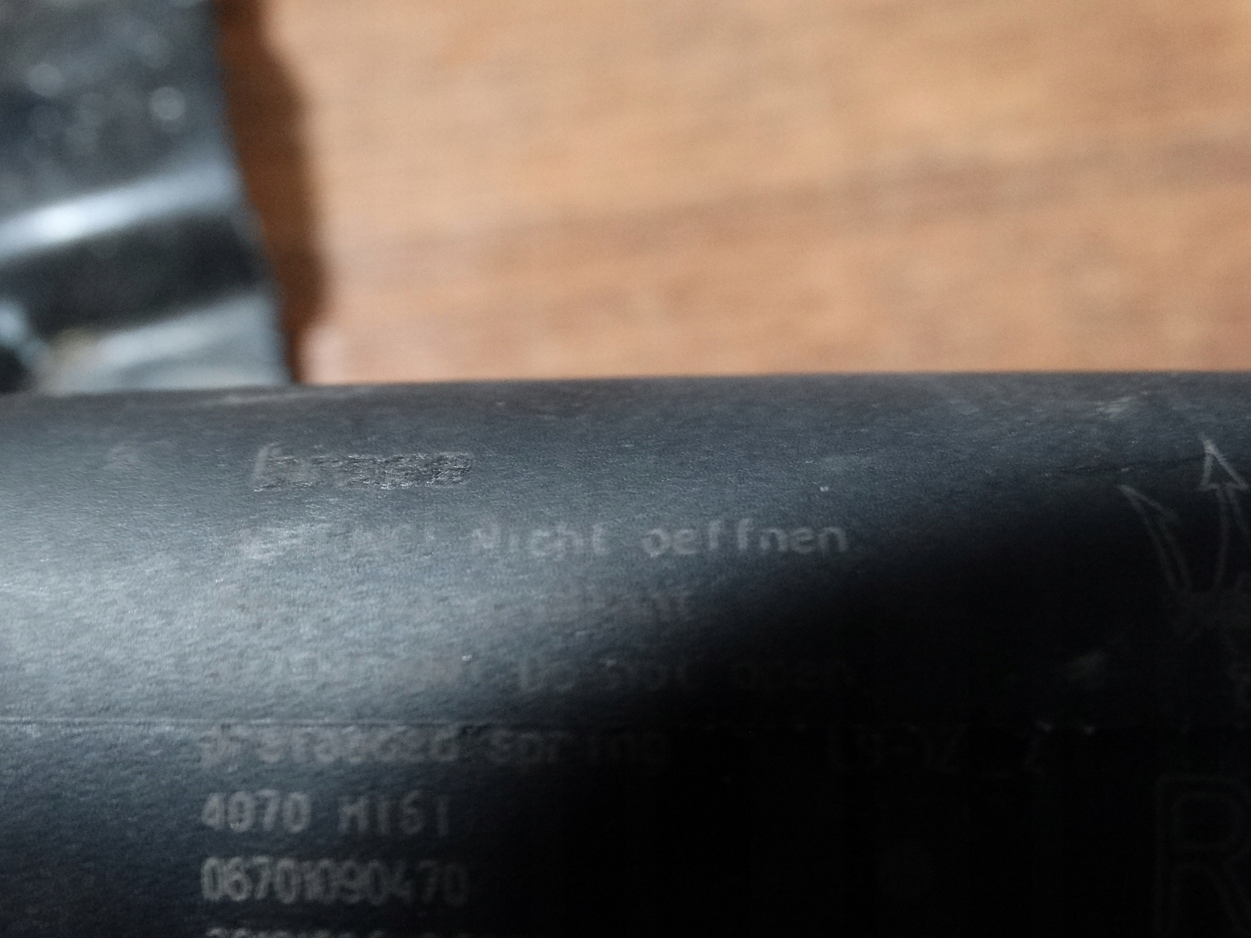 IDEALNY damper bonnet right MASERATI LEVANTE 1
