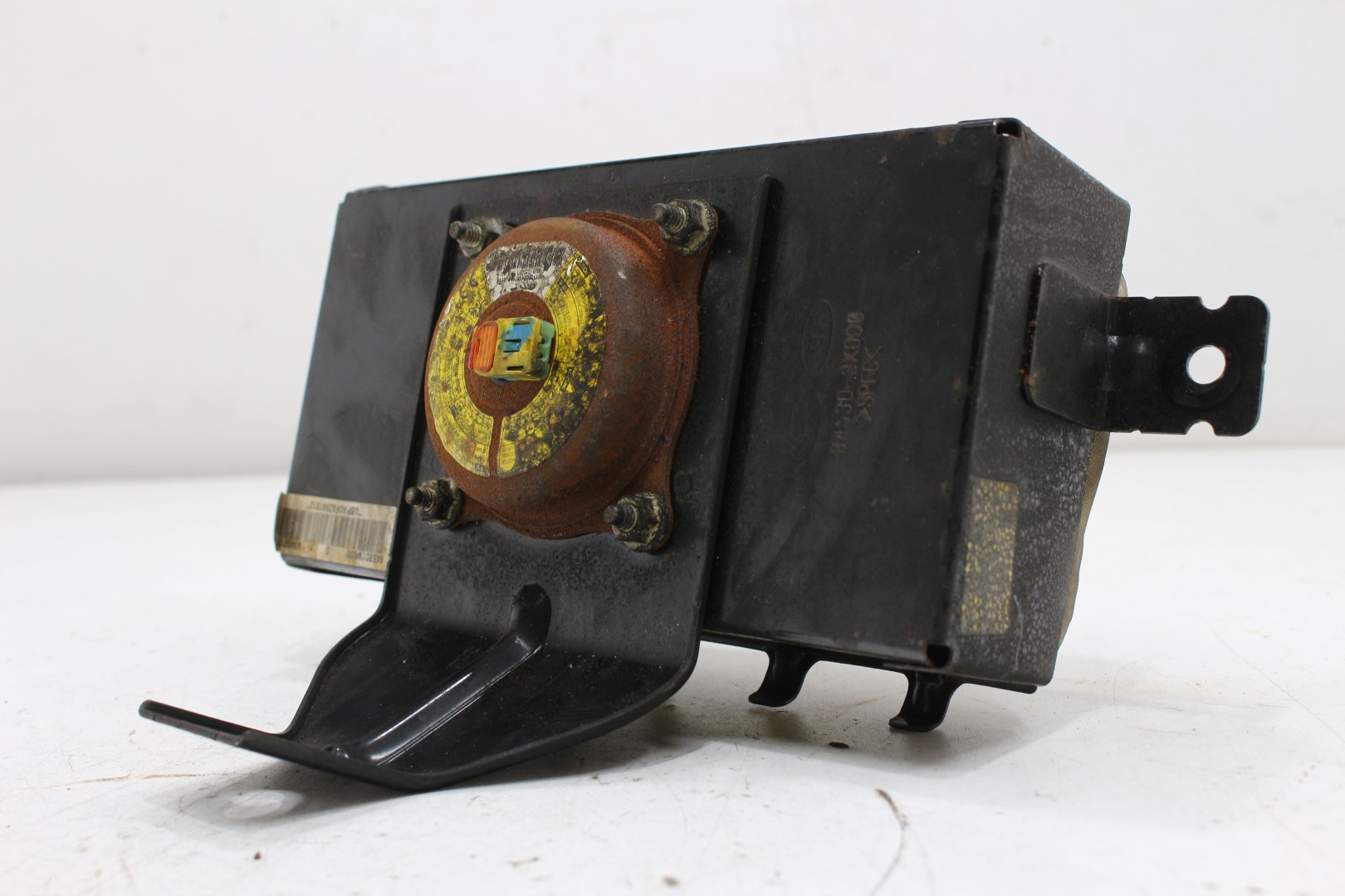 левый пиропатрон kia CEED II универсал