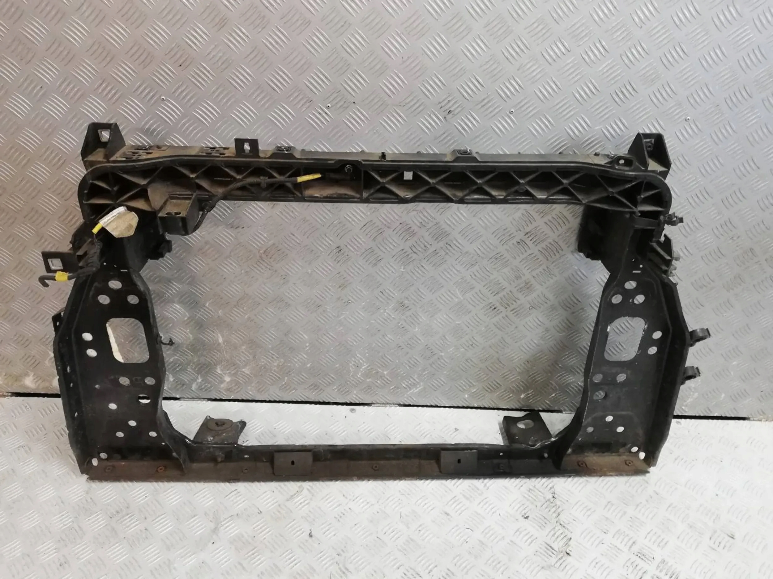 Jeep Renegade PAS PRZEDNI WZMOCNIENIE