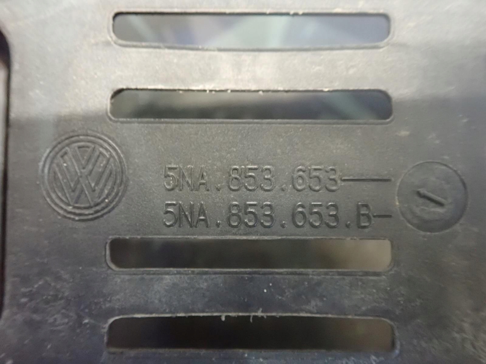 grille VW TIGUAN 2015- 5NA853653