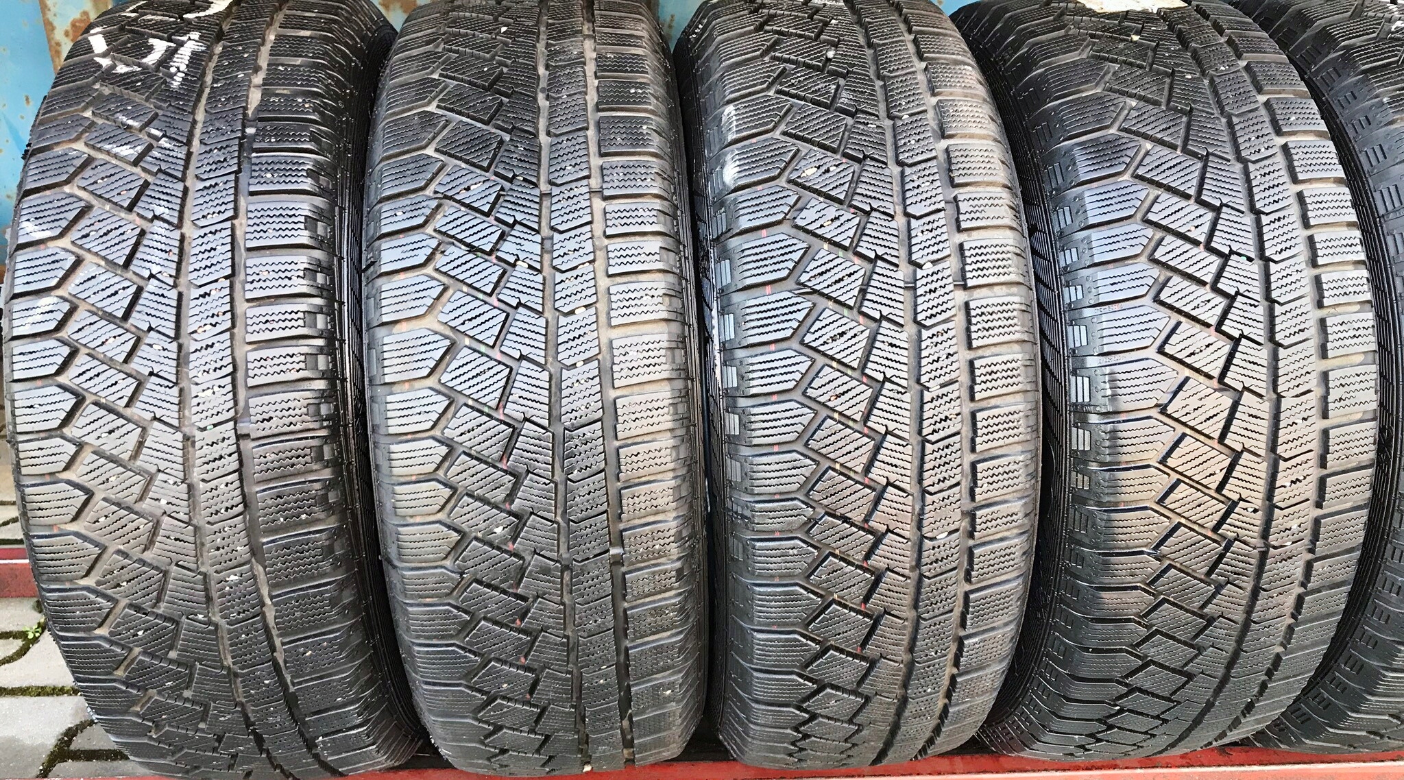 4x 215/65R16 GISLAVED SOFT FROST 200 102T ZIMA