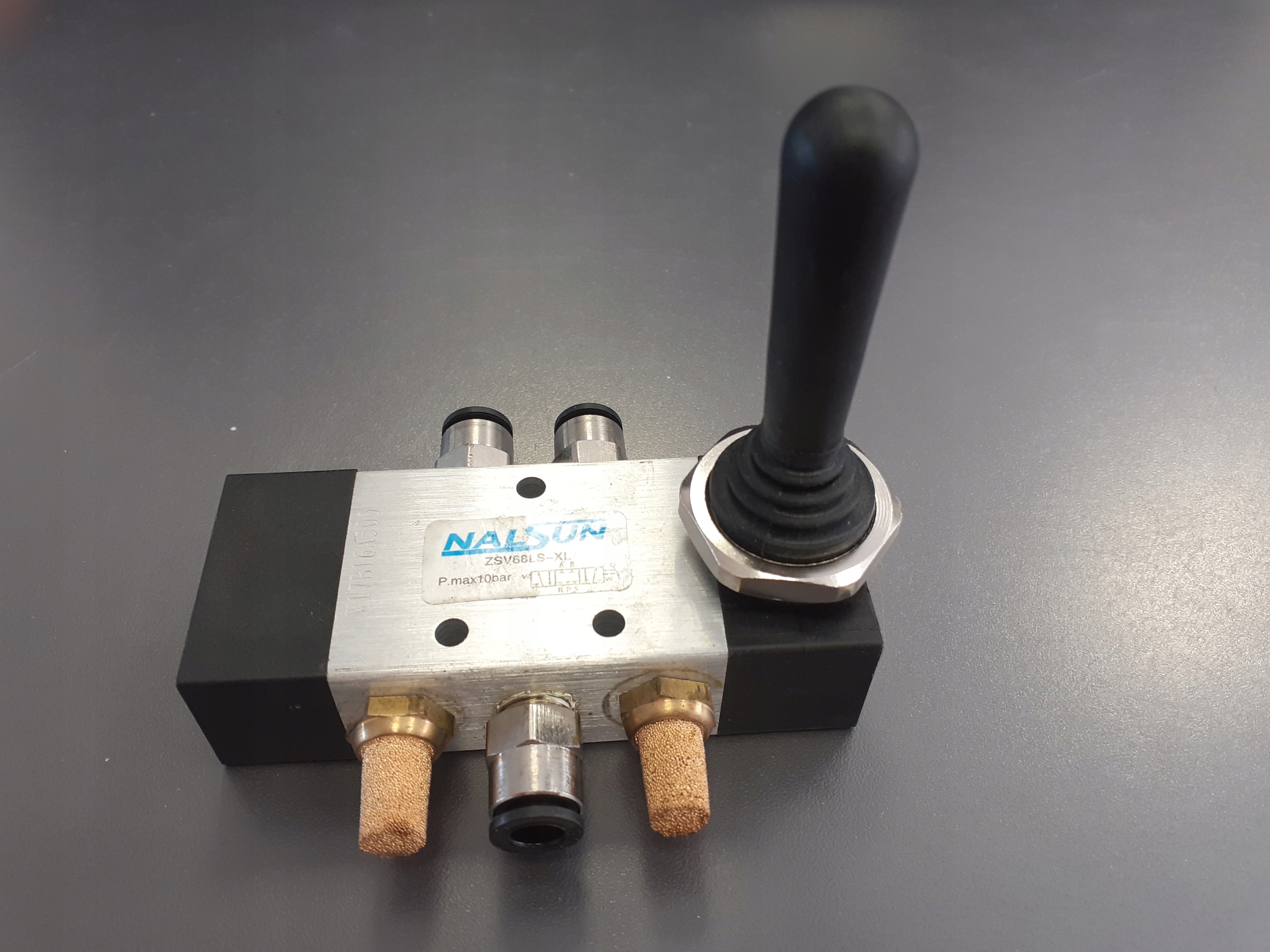 Джойстик вспомогательного рычага крепления, AL320