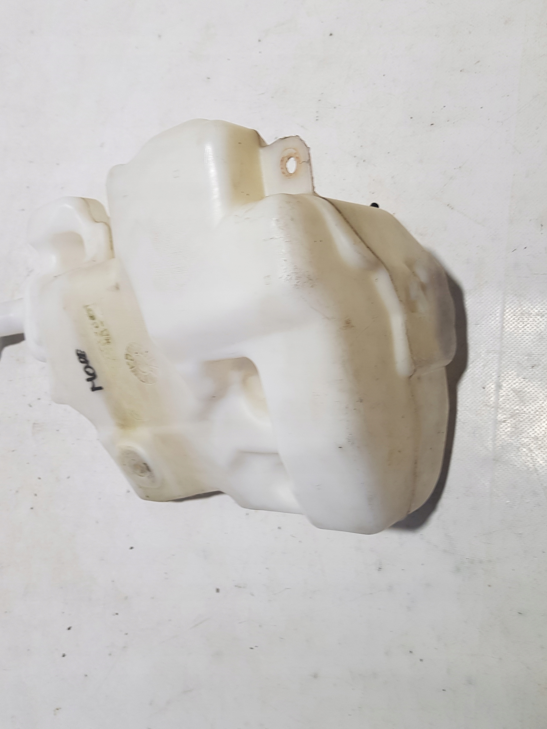 Behälter Spritzdüse MERCEDES W251 A2518690020