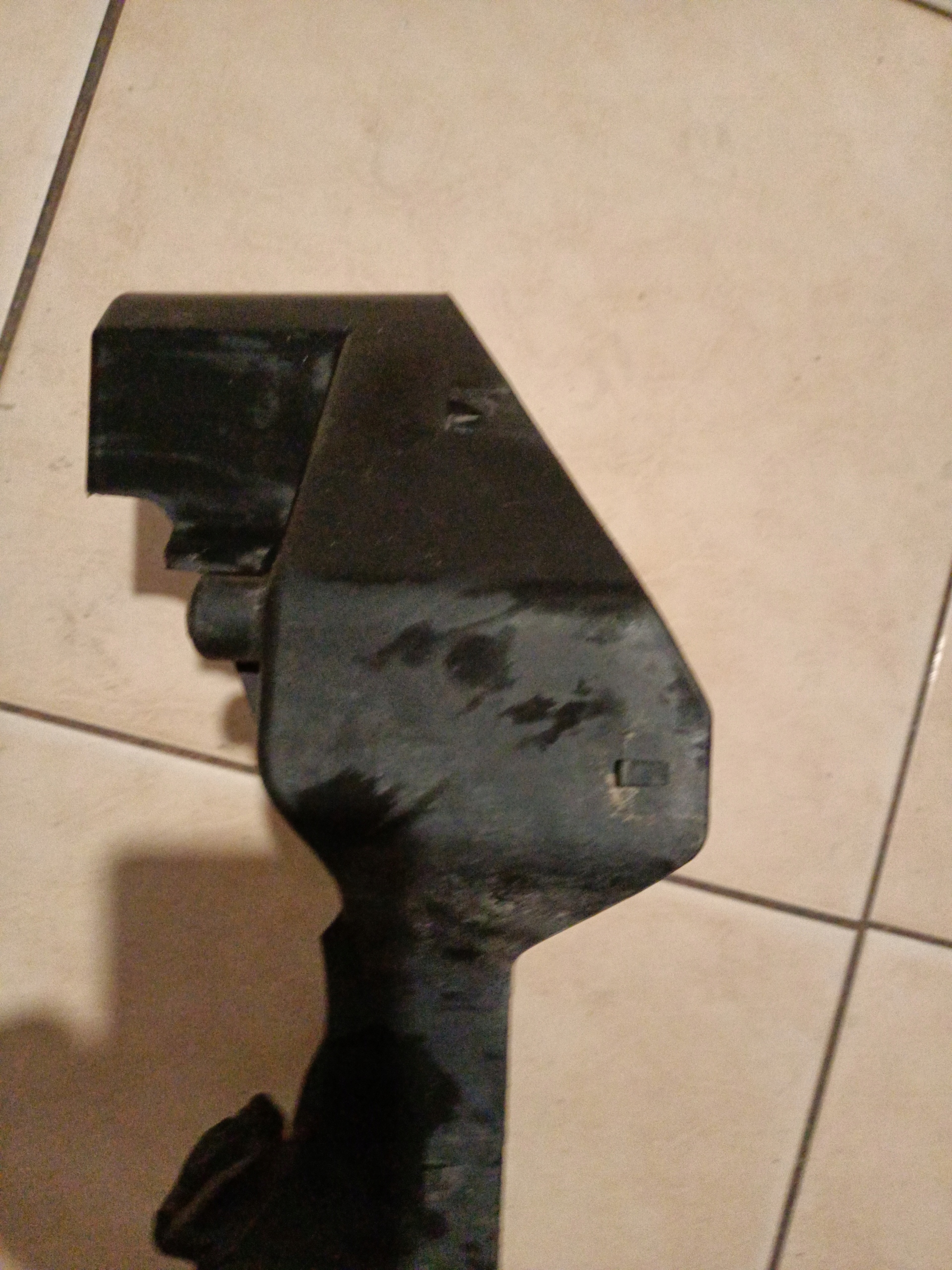 8M5R7A307AA - FORD ECOSPORT 2013-TDCI ТРАНСМИССИОННАЯ КРЫШКА