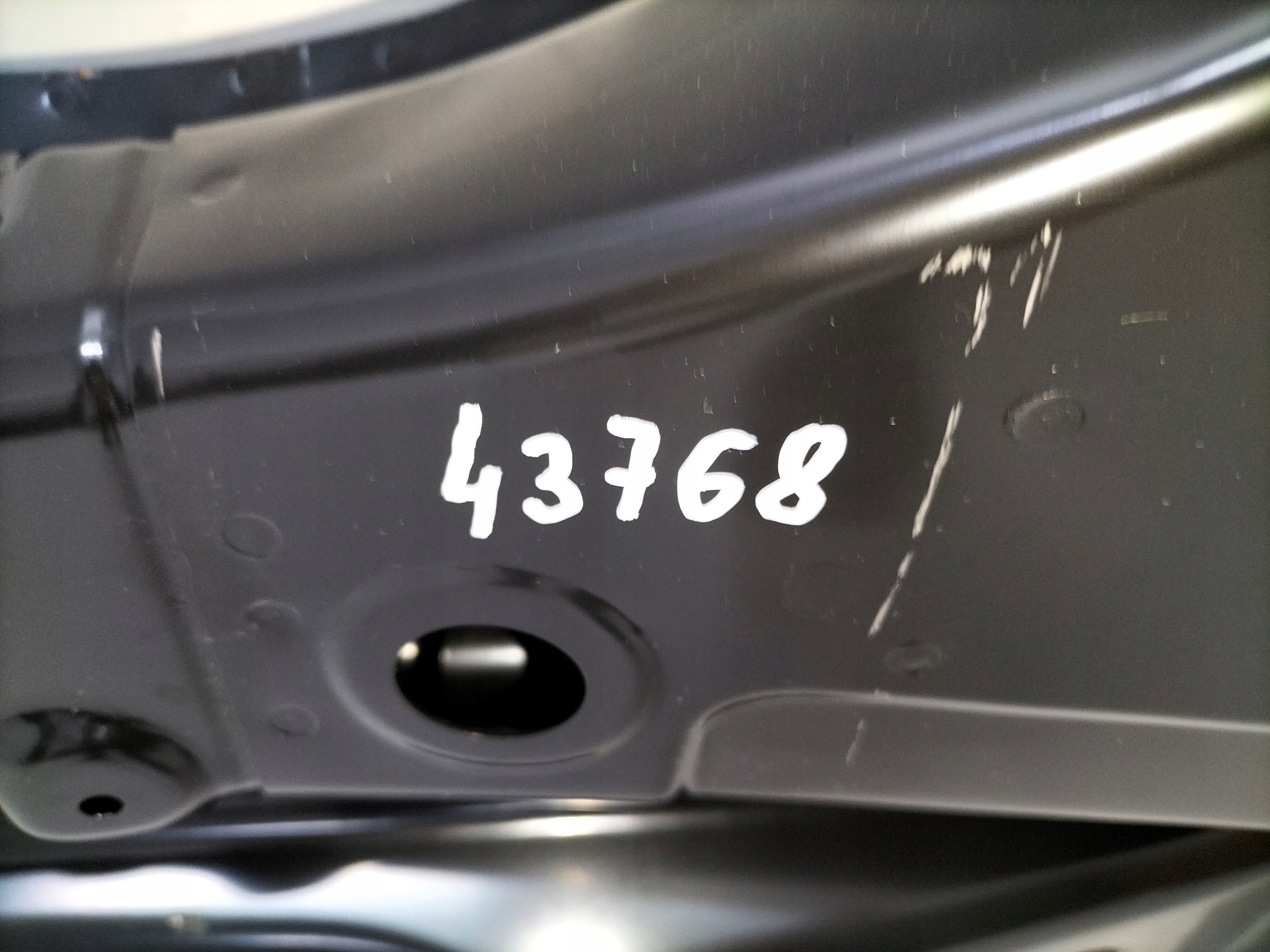 ремень задний перегородка зад kia XCEED 19-