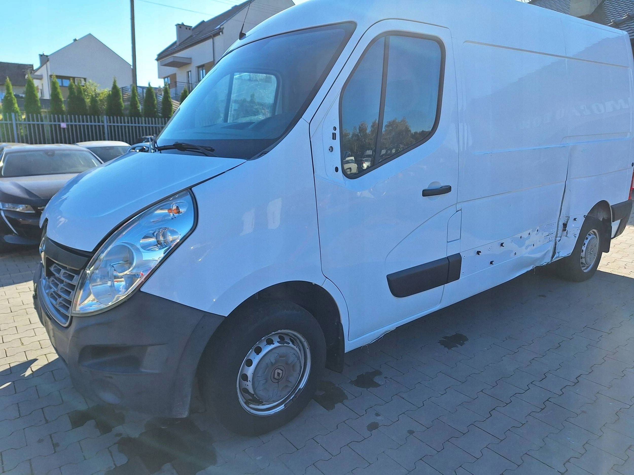 RENAULT MASTER 3 III MOVANO B lista sárvédöt oldalsó bal far 768F20005R