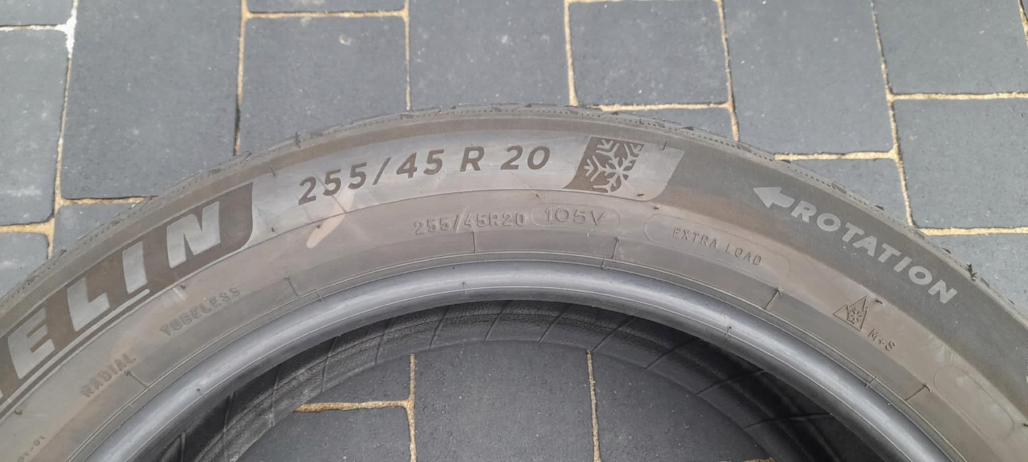 MICHELIN PILOT ALPIN 5 SUV 255/45R20 105V