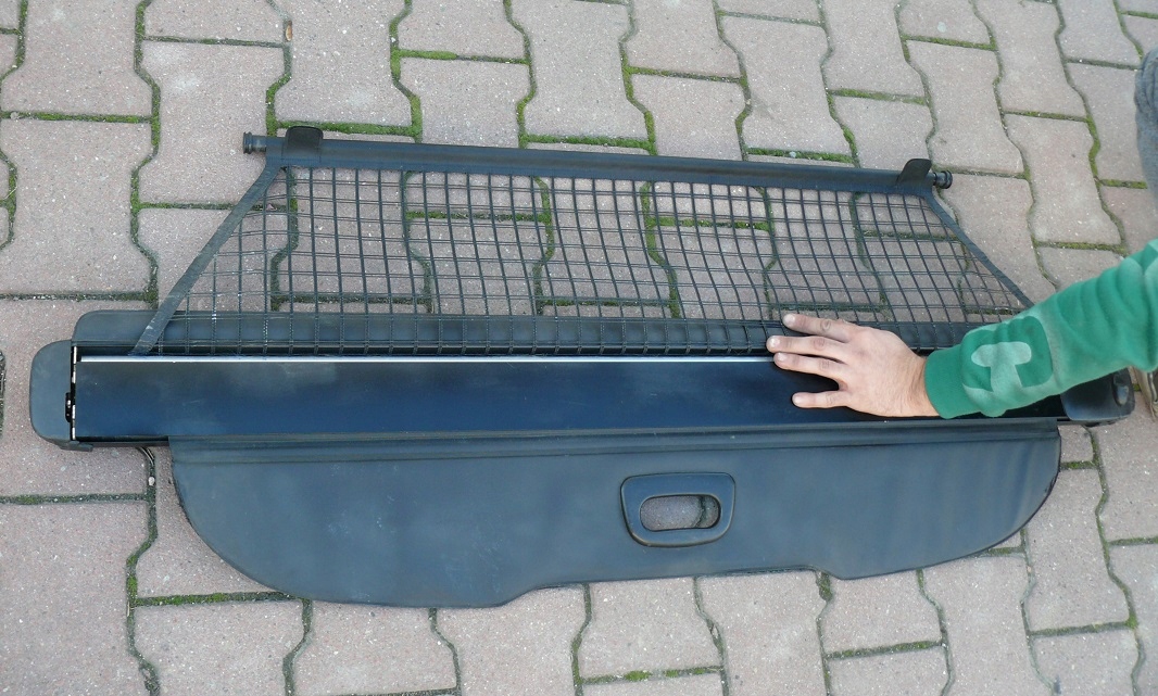 ролета воздухозаборник жалюзи багажника черный ALFA ROMEO 156