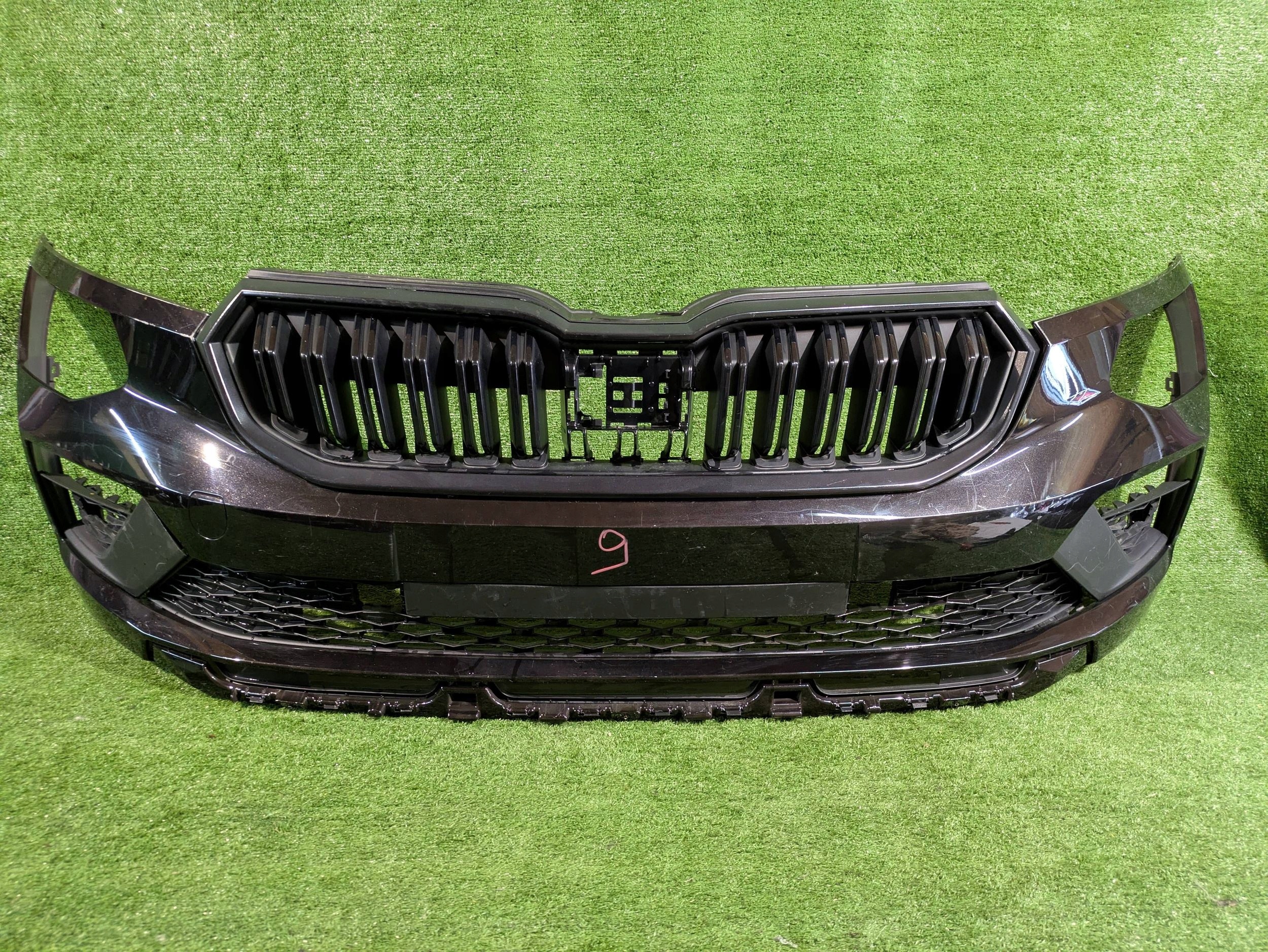 front bumper front SKODA KAMIQ LIFT 23- without PDC NR.Z9
