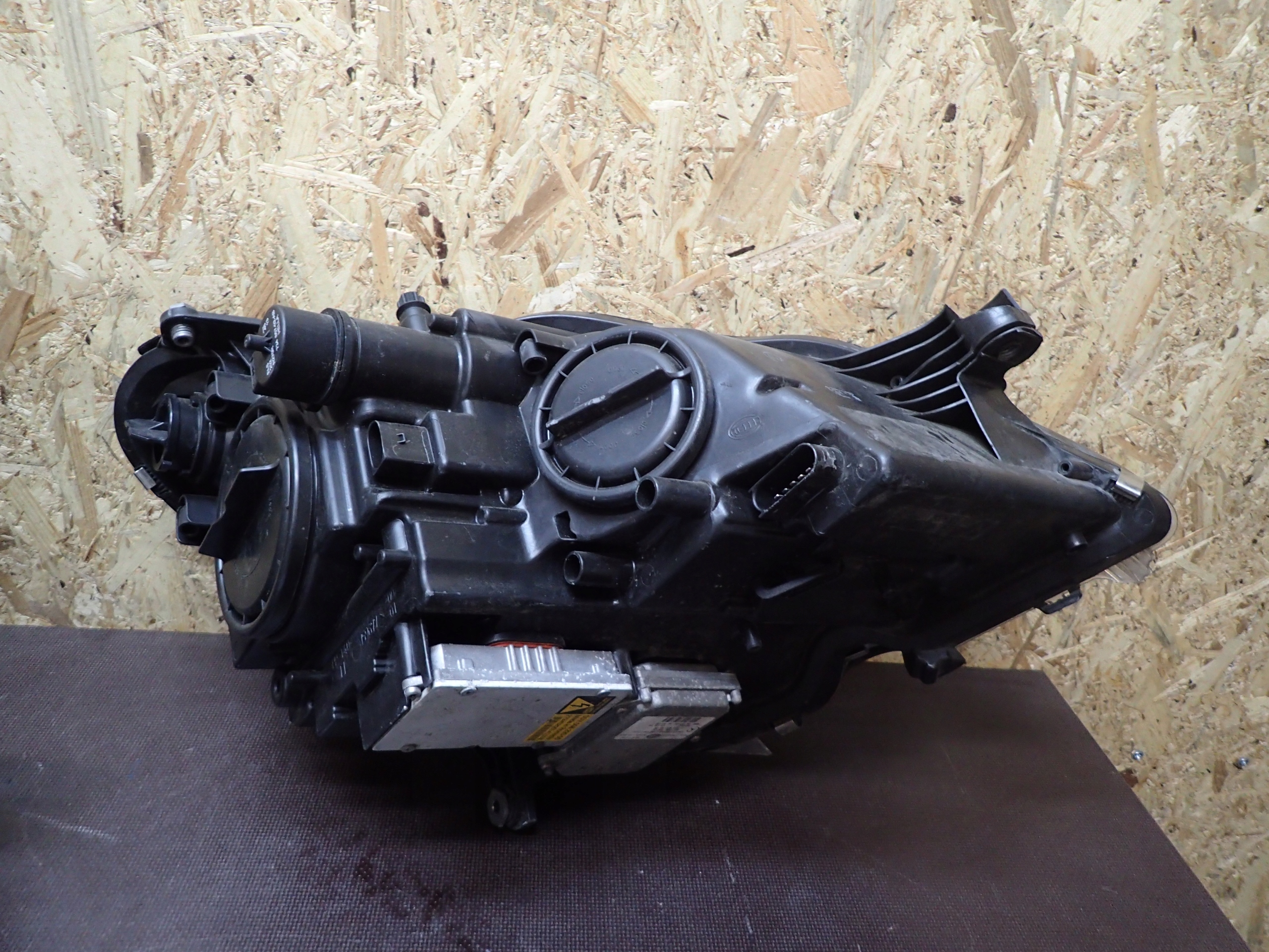 LAMPA LAMPY PRZÓD MERCEDES CLS W219 XENON AMG Typ samochodu Samochody osobowe