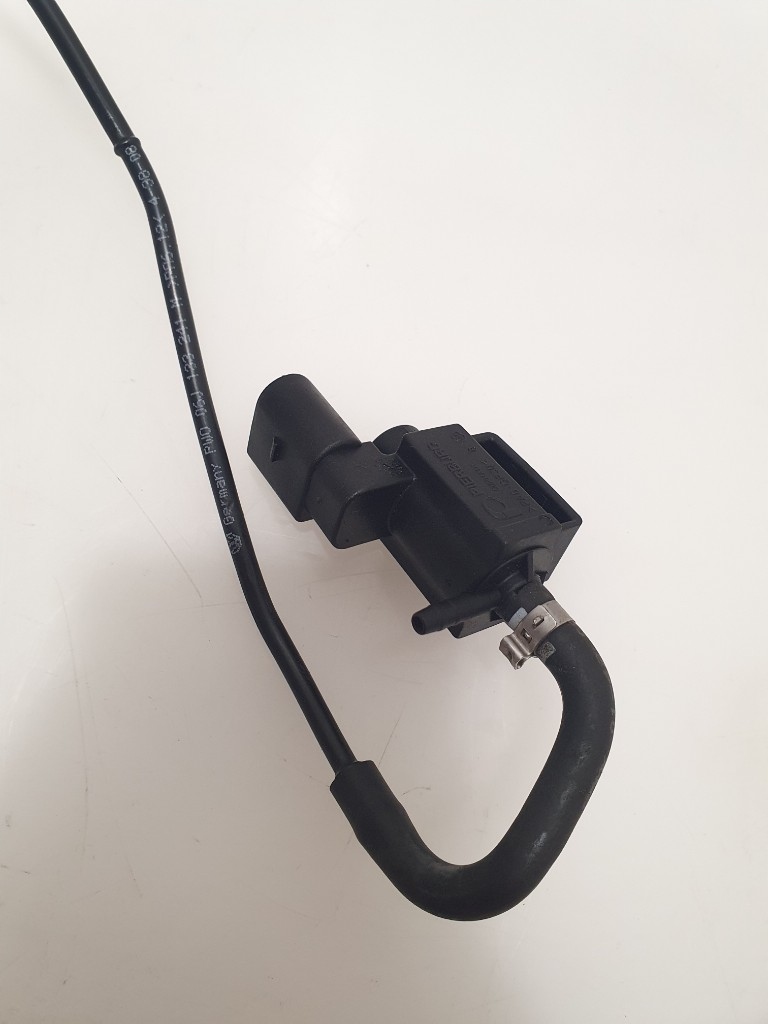 A3 PASSAT CC 1.8 CDA OCTAVIA PRZEWÓD PODCIŚNIENIA Producent części Audi OE