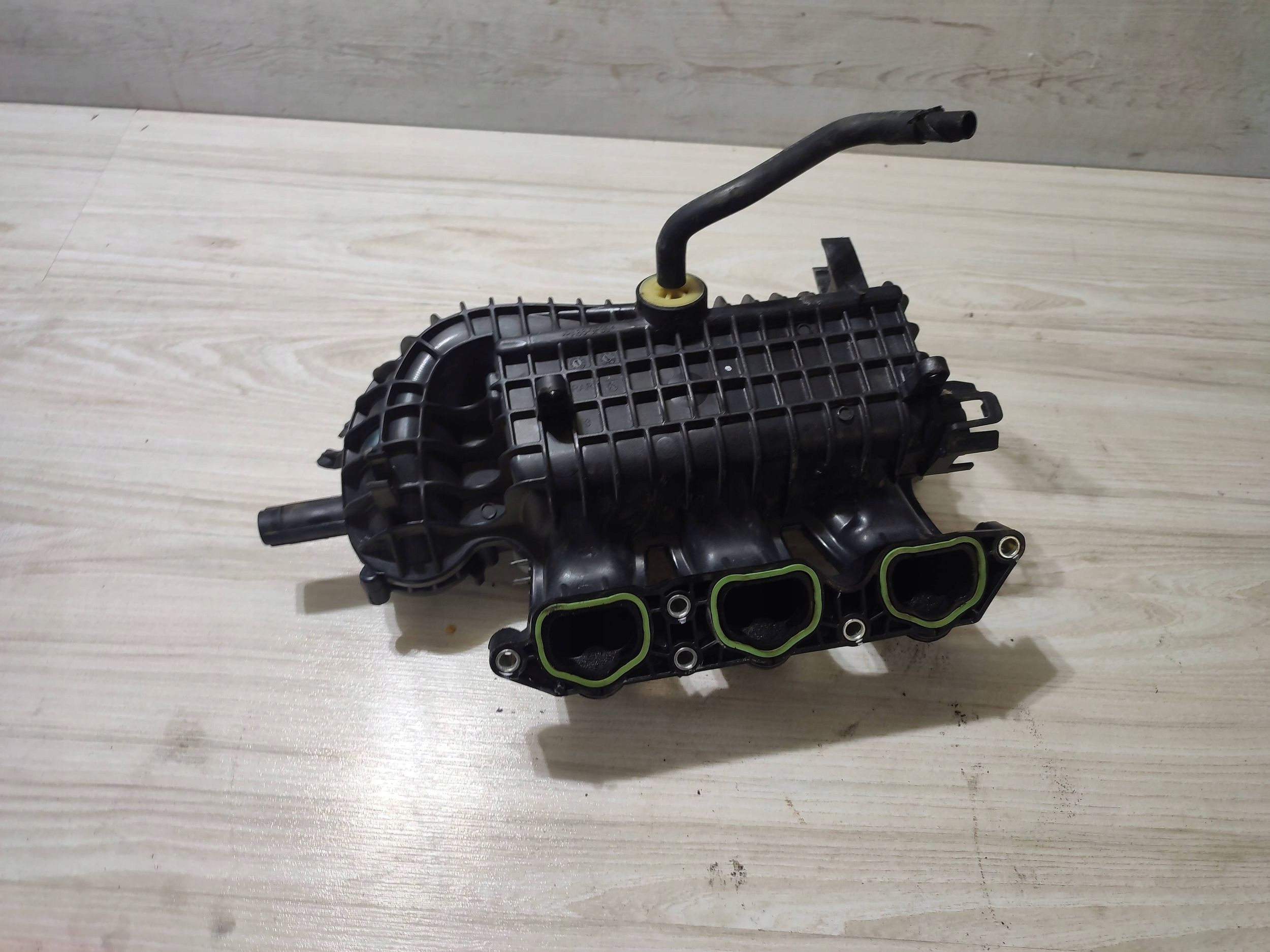 Skoda Scala 2020 intake manifold