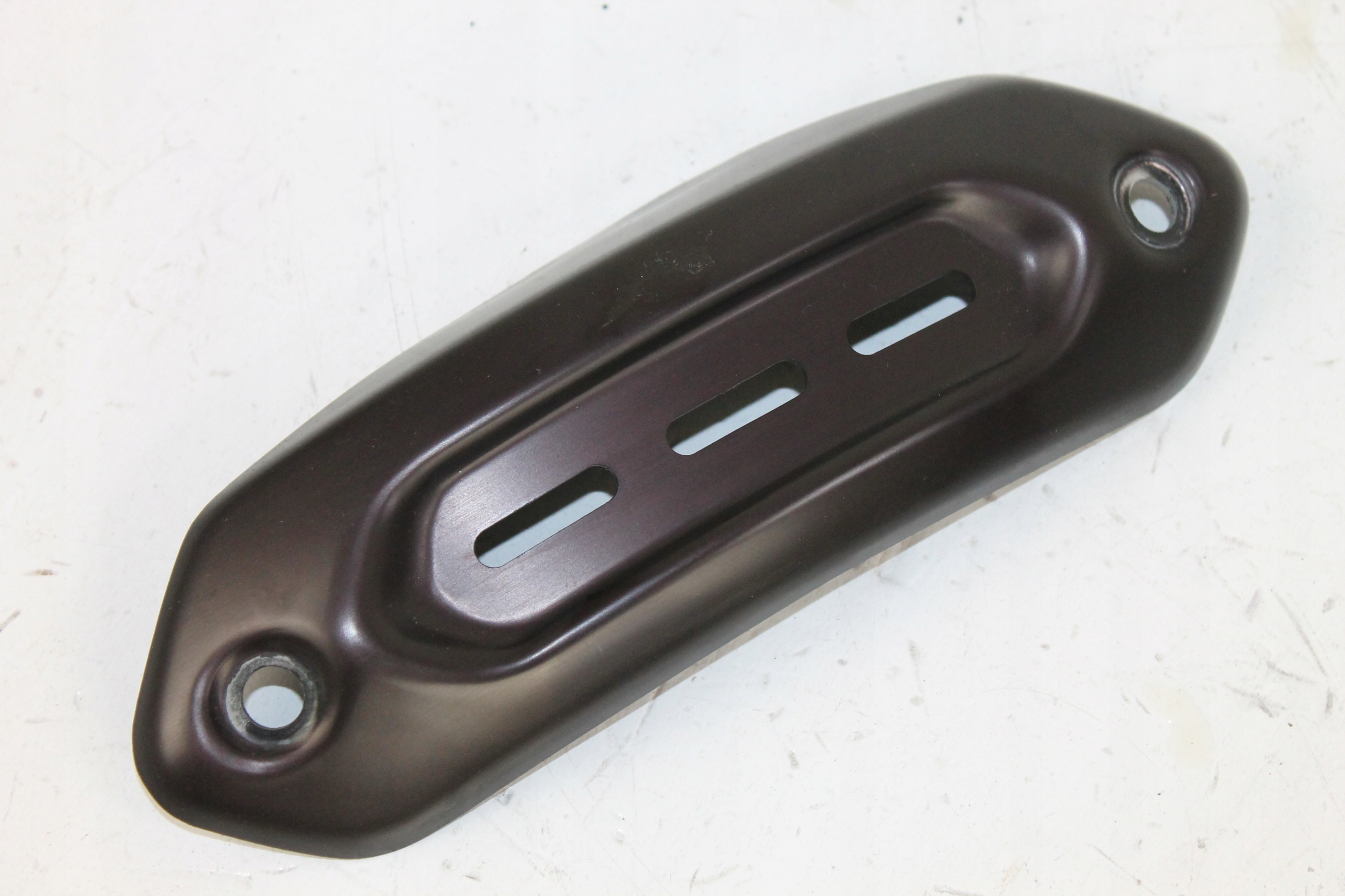 DUCATI HYPERMOTARD 821 13 OSLONA WYDECHU