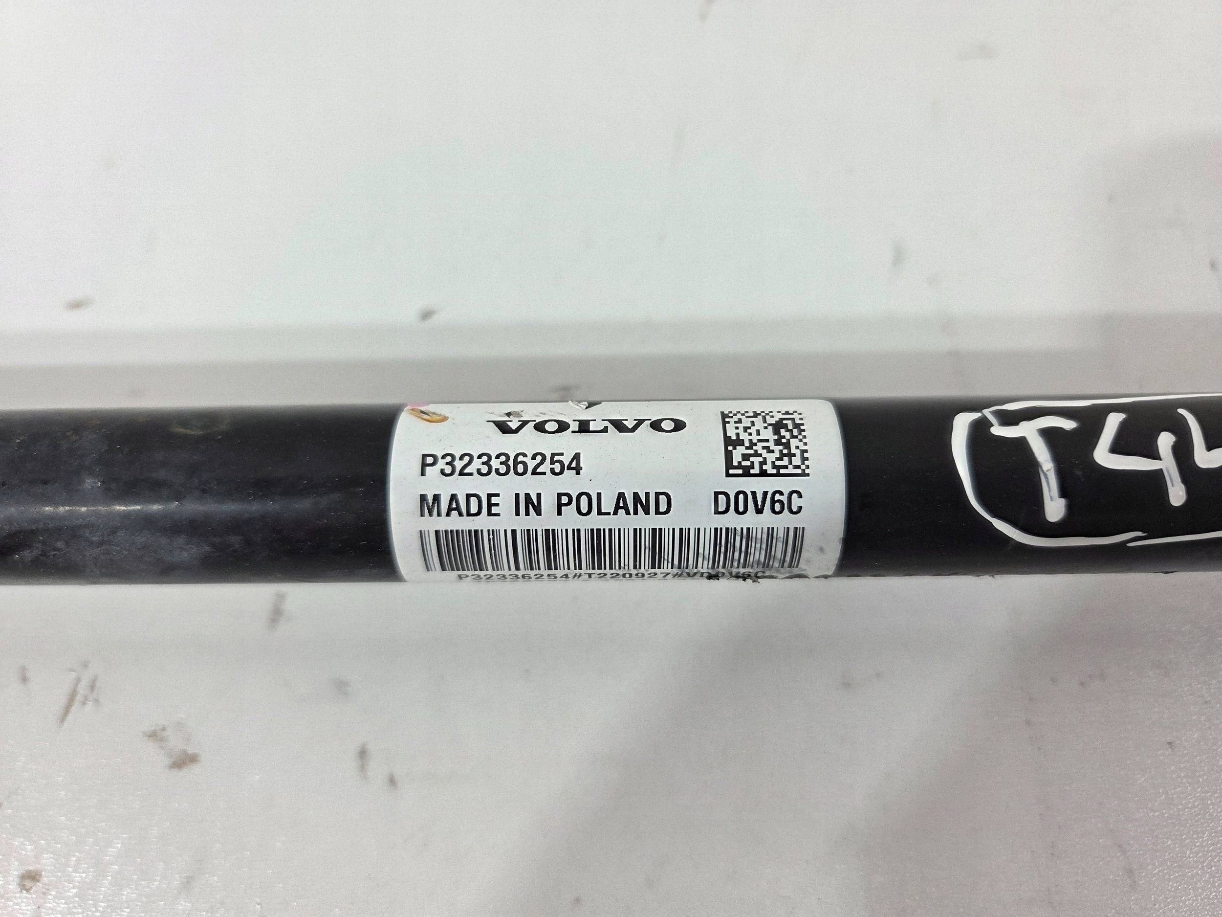 Volvo XC60 II 2,0D semi-axis rear P32336254 (T443)