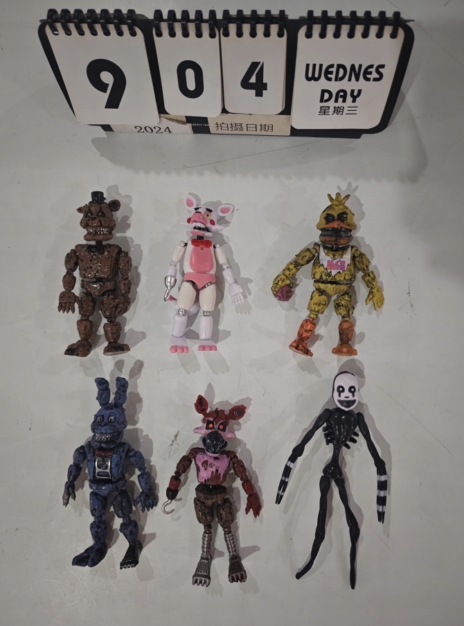 FIGUREK FIVE NIGHTS AT FREDDY'S Ignited Bonnie+Nightmarionne