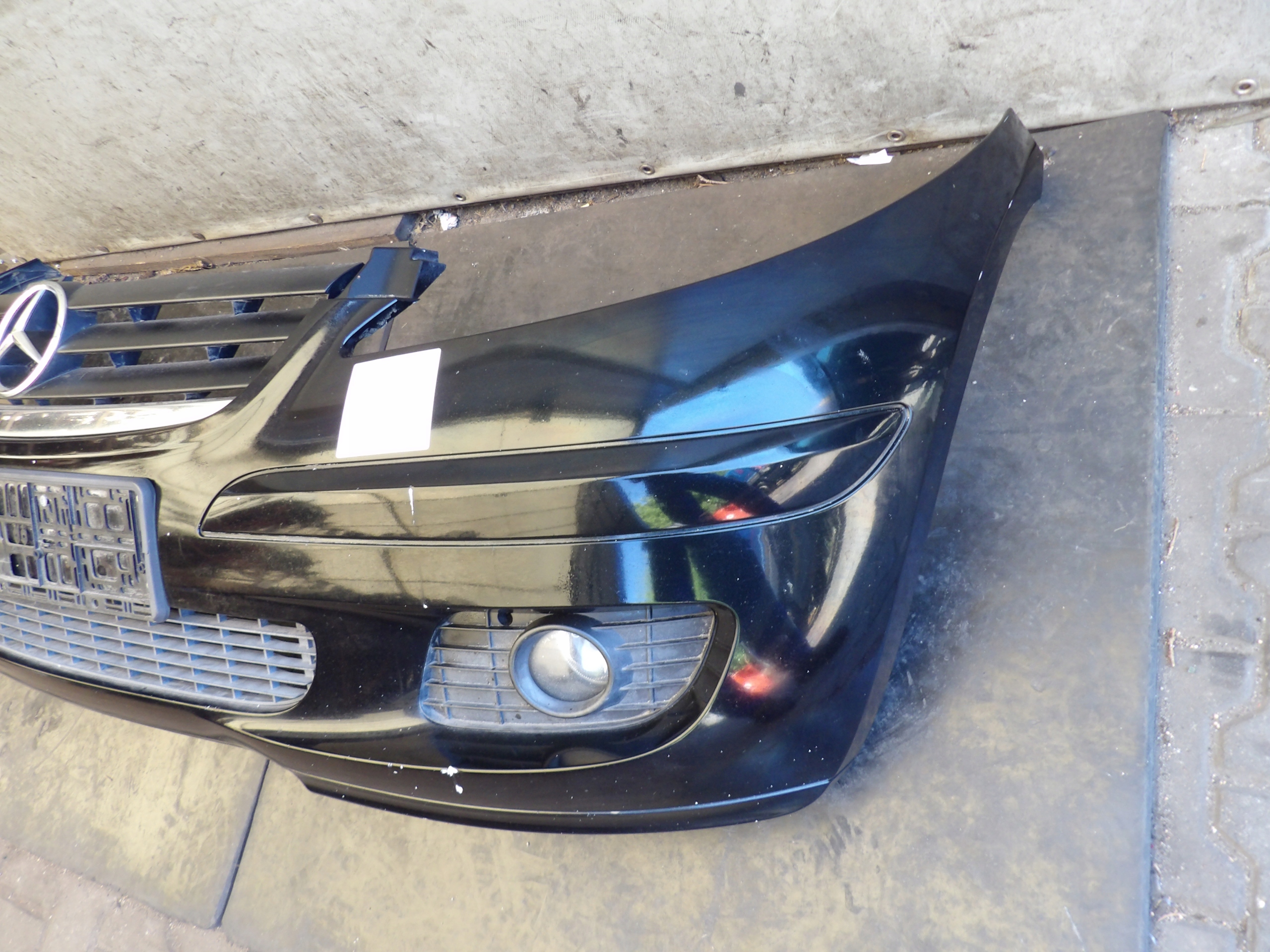 Mercedes W169 bumper front lak. 160