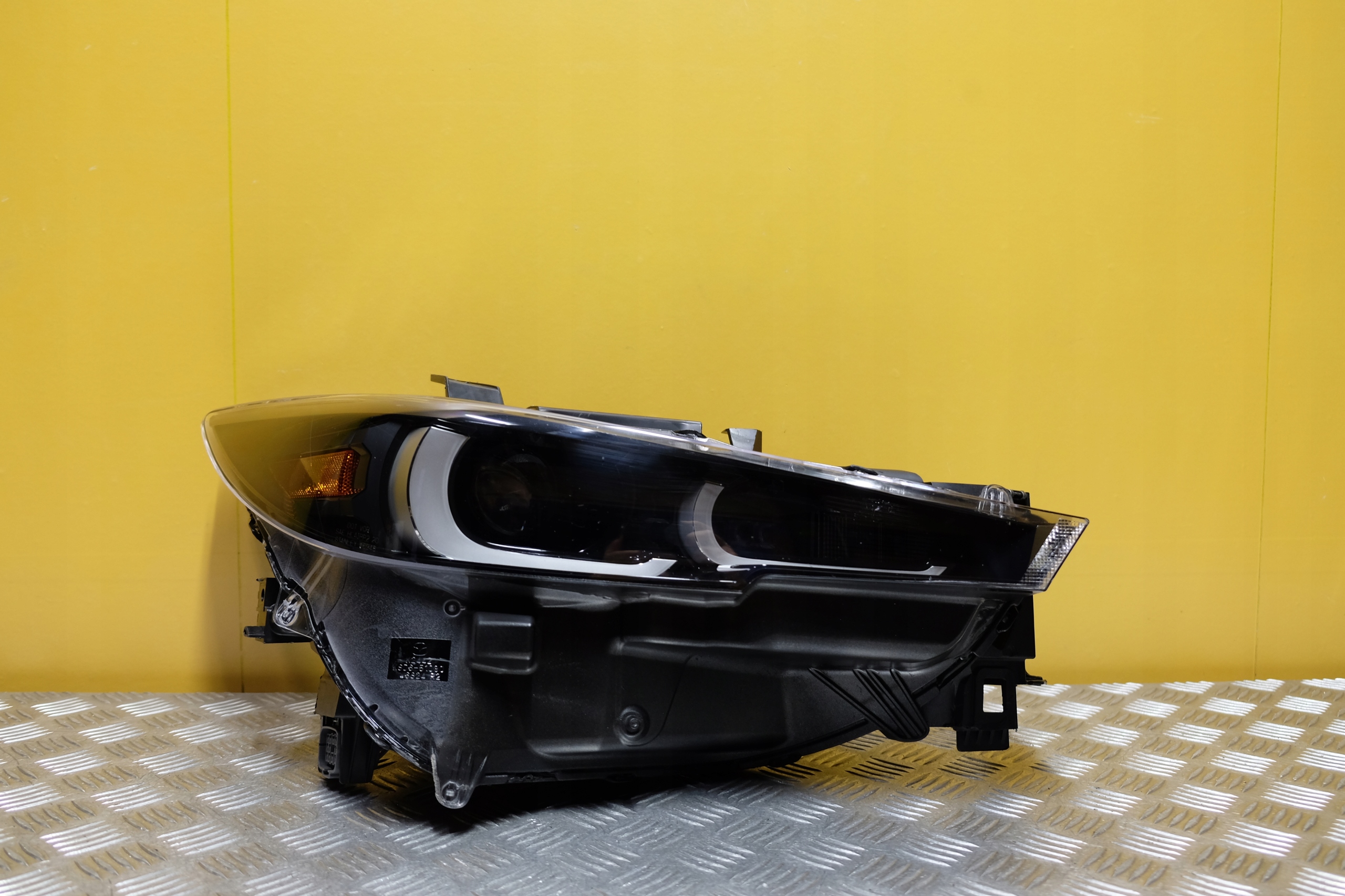 MAZDA CX5 2022- REFLEKTOR LAMPA PRAWA FULL LED USA