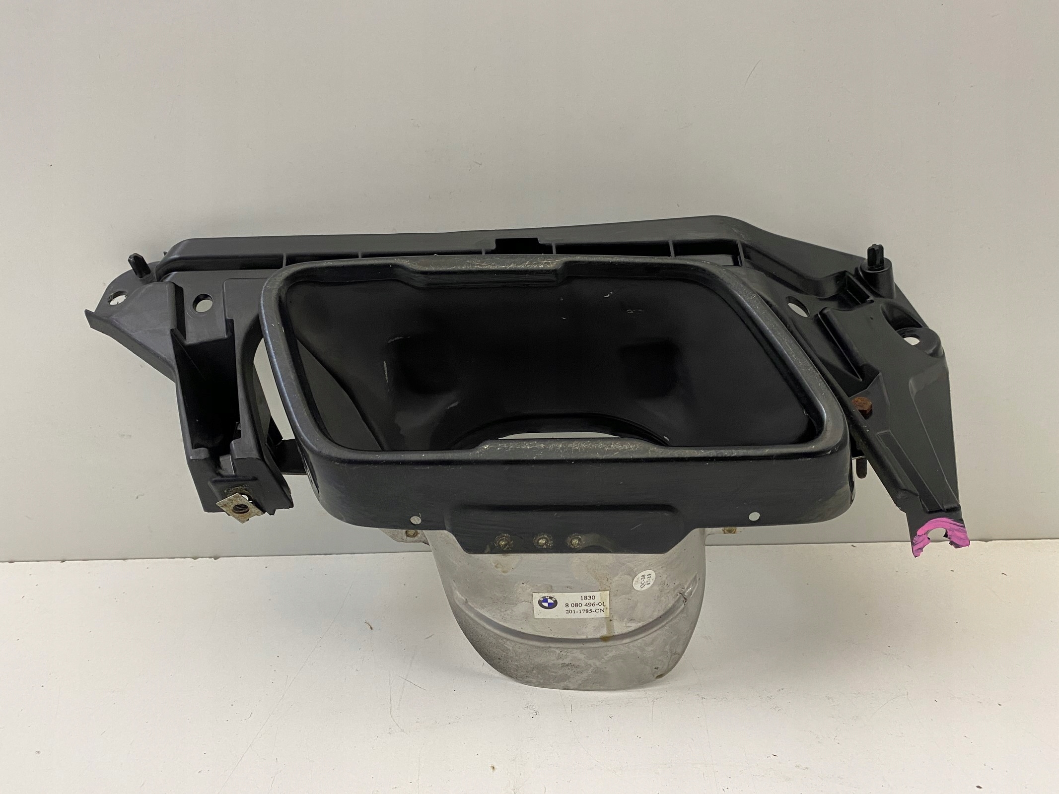 8080496 - BMW 2 F44 правий глушник вихлопної труби 19-