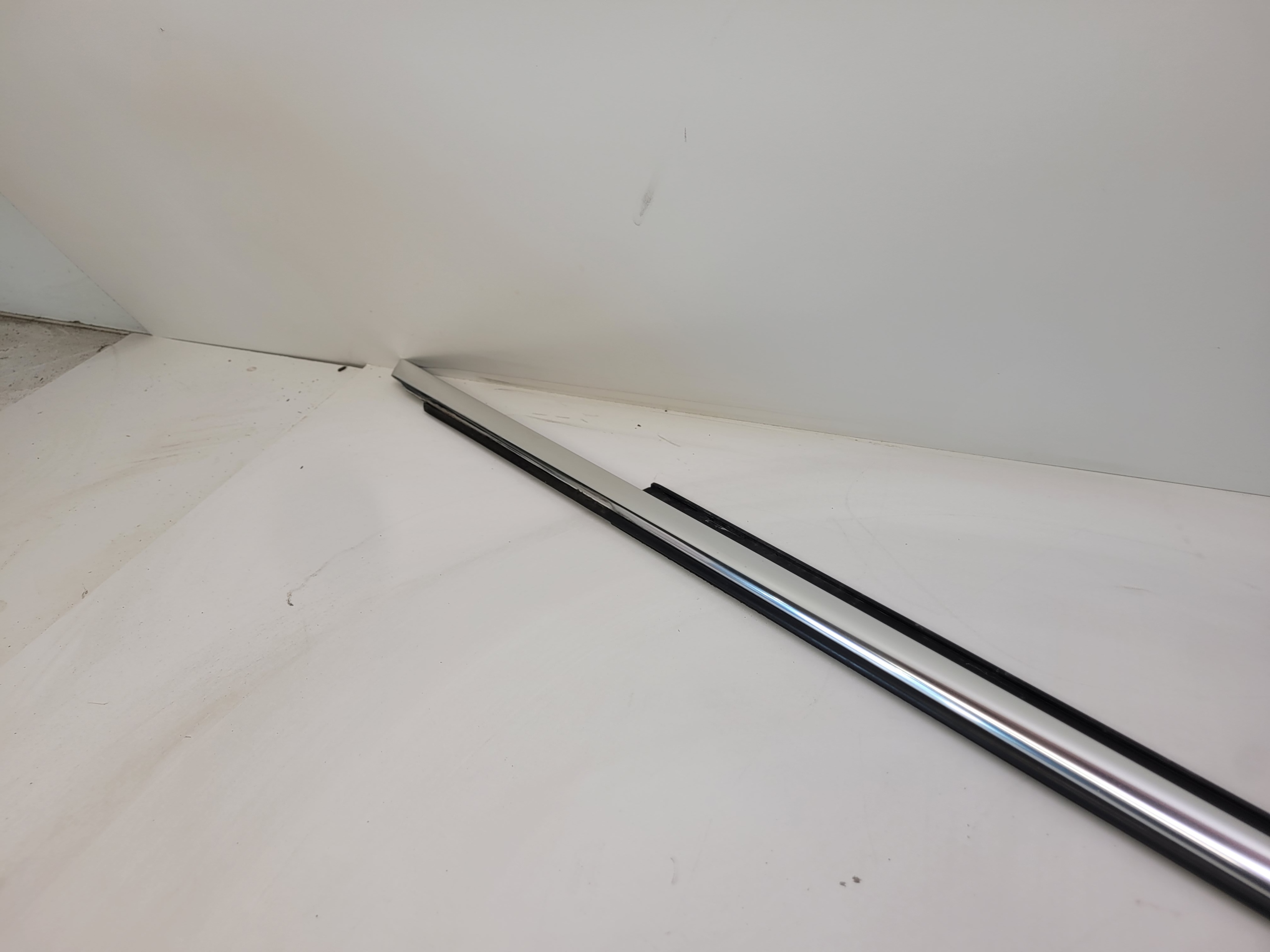 moulding CHROM door AUDI A4 B8 PP 8K0853284G