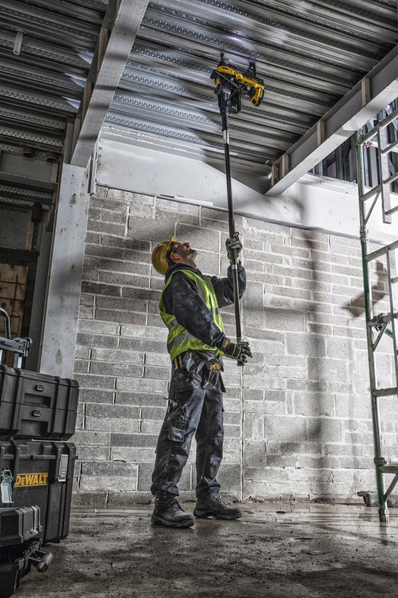 Gwoździarka do betonu DeWalt DCN890P2 Marka DeWalt