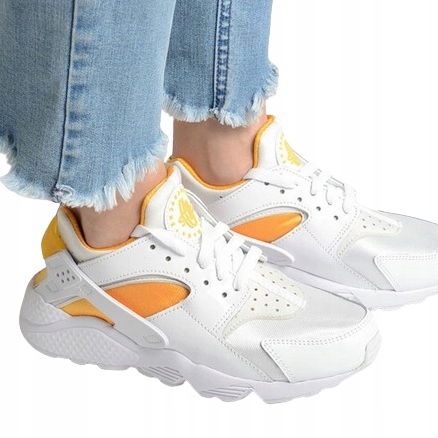 Nike Nike Huarache Unisex boty DR5727-100 velikost 36