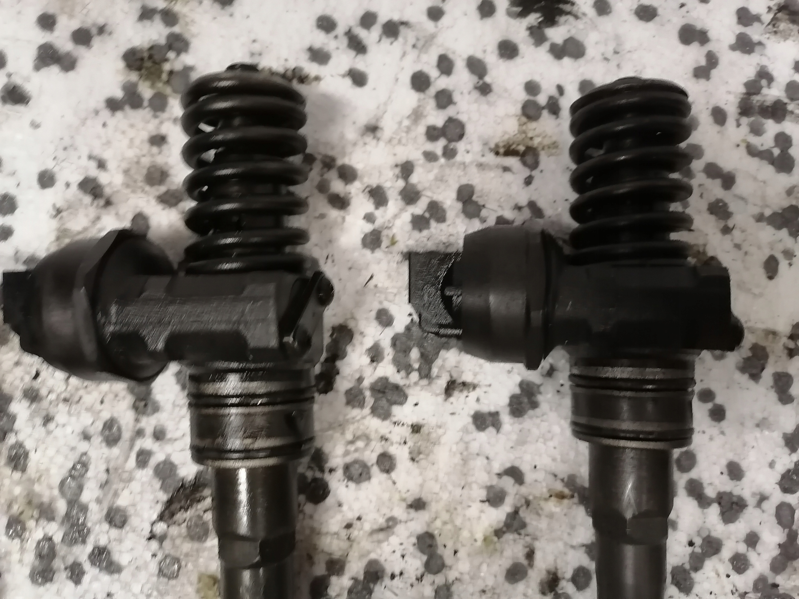 Pumpedüse AUDI VW 1.9TDI 038130073AJ
