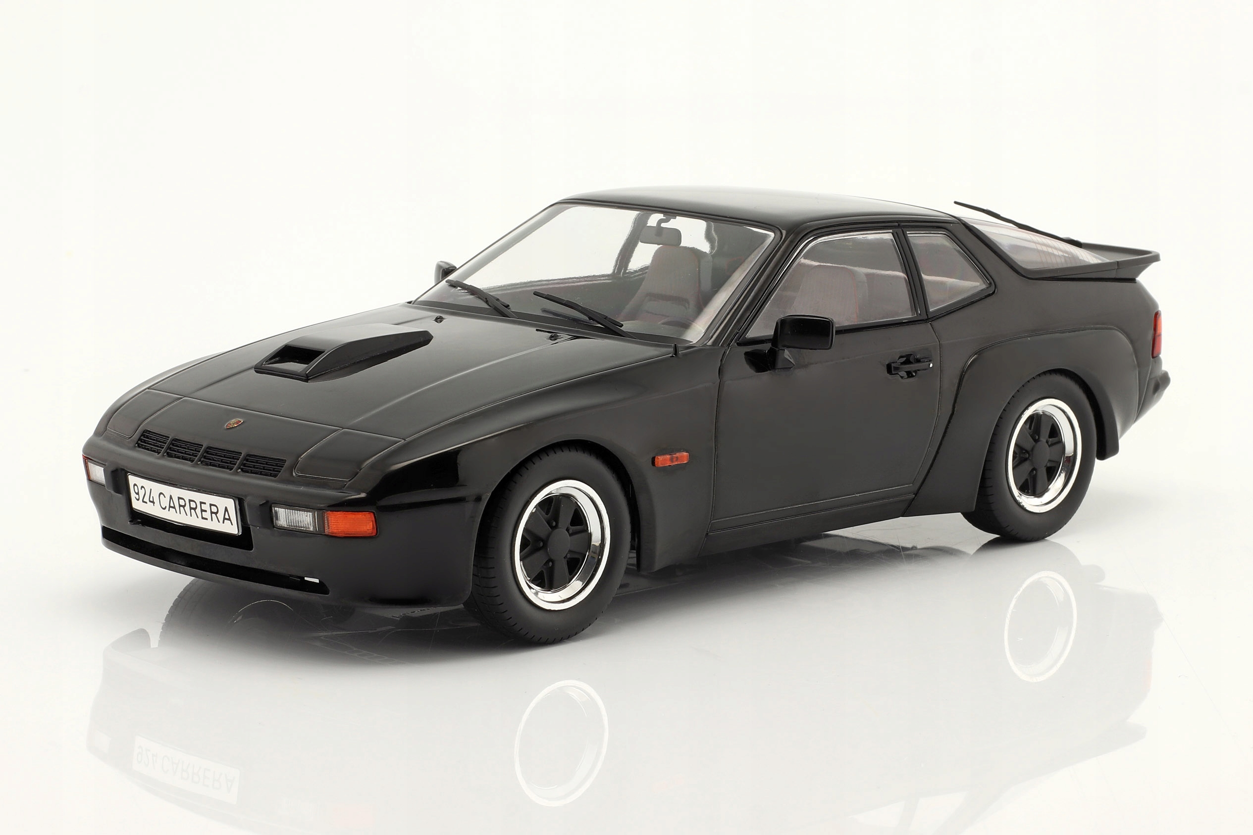 Porsche 924 Carrera Gt 1981 Mcg 1:18 1/18 MCG18198