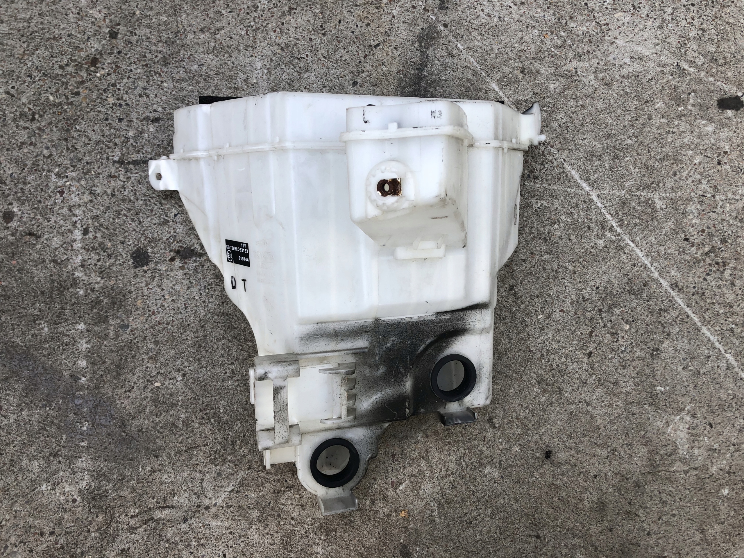 Бачок омивача LAND CRUISER 150 10r - >