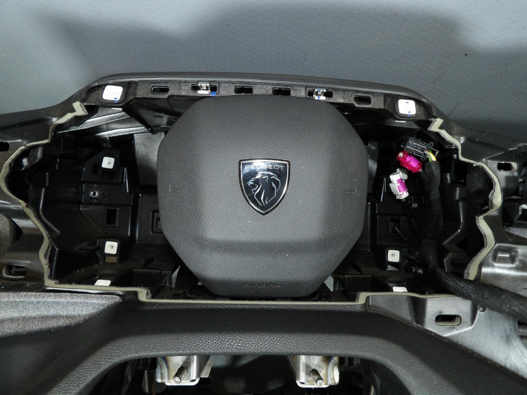 PEUGEOT 308 T10 III console cockpit dashboard airbag