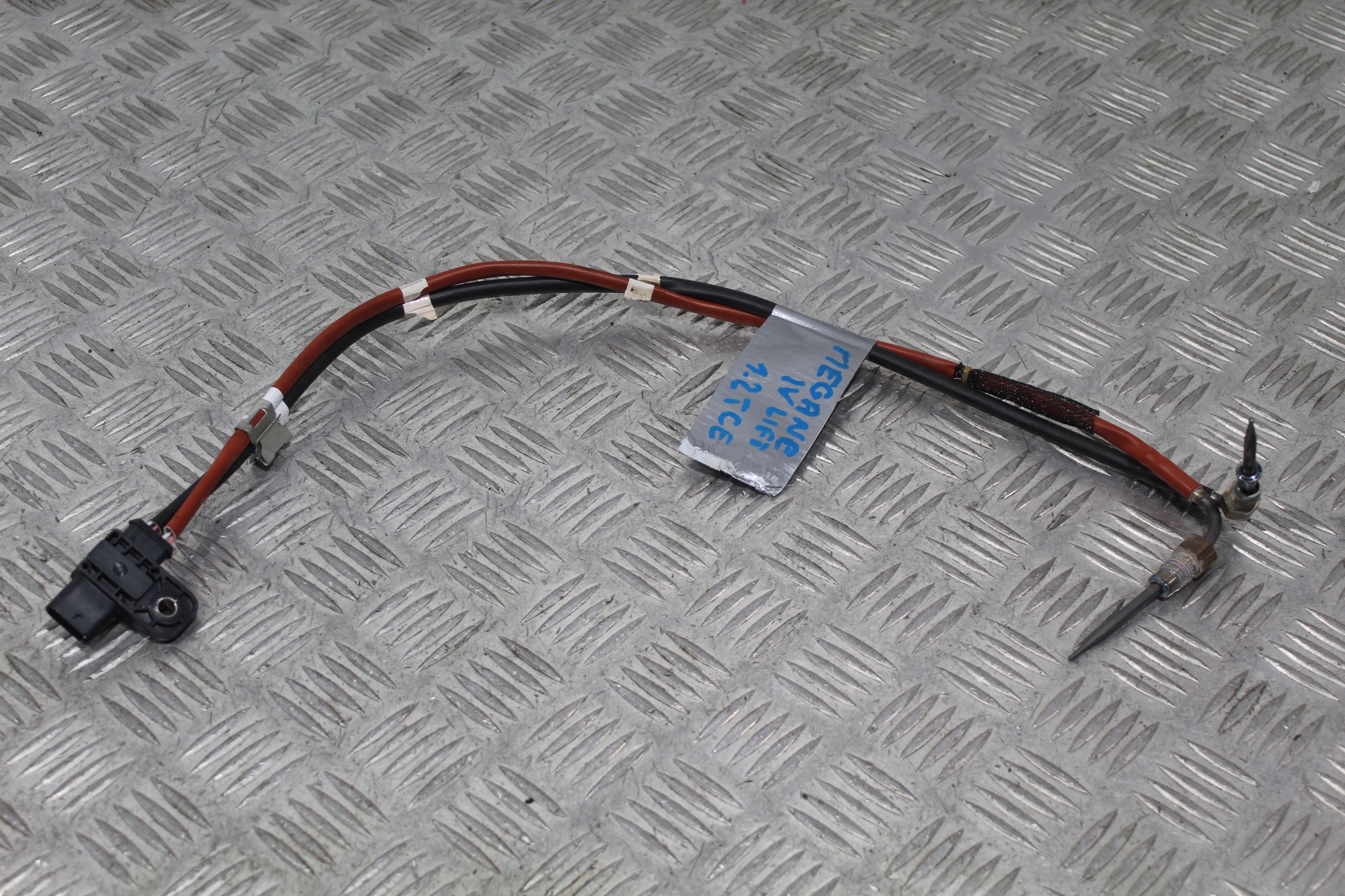 SENSOR TEMPERATURY GASE MEGANE IV 4 LIFT