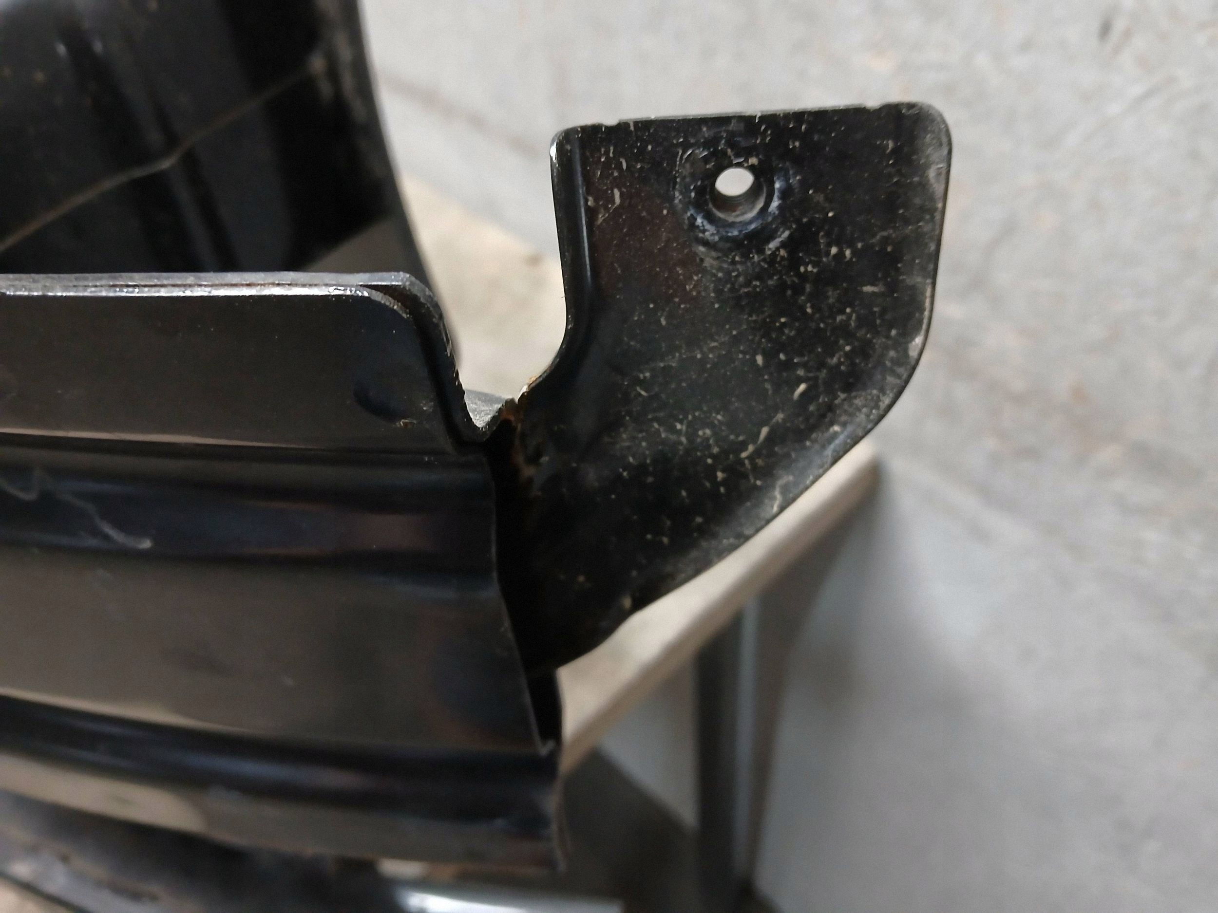 bumper support front MG-4 MG 4 MG 4 10902635