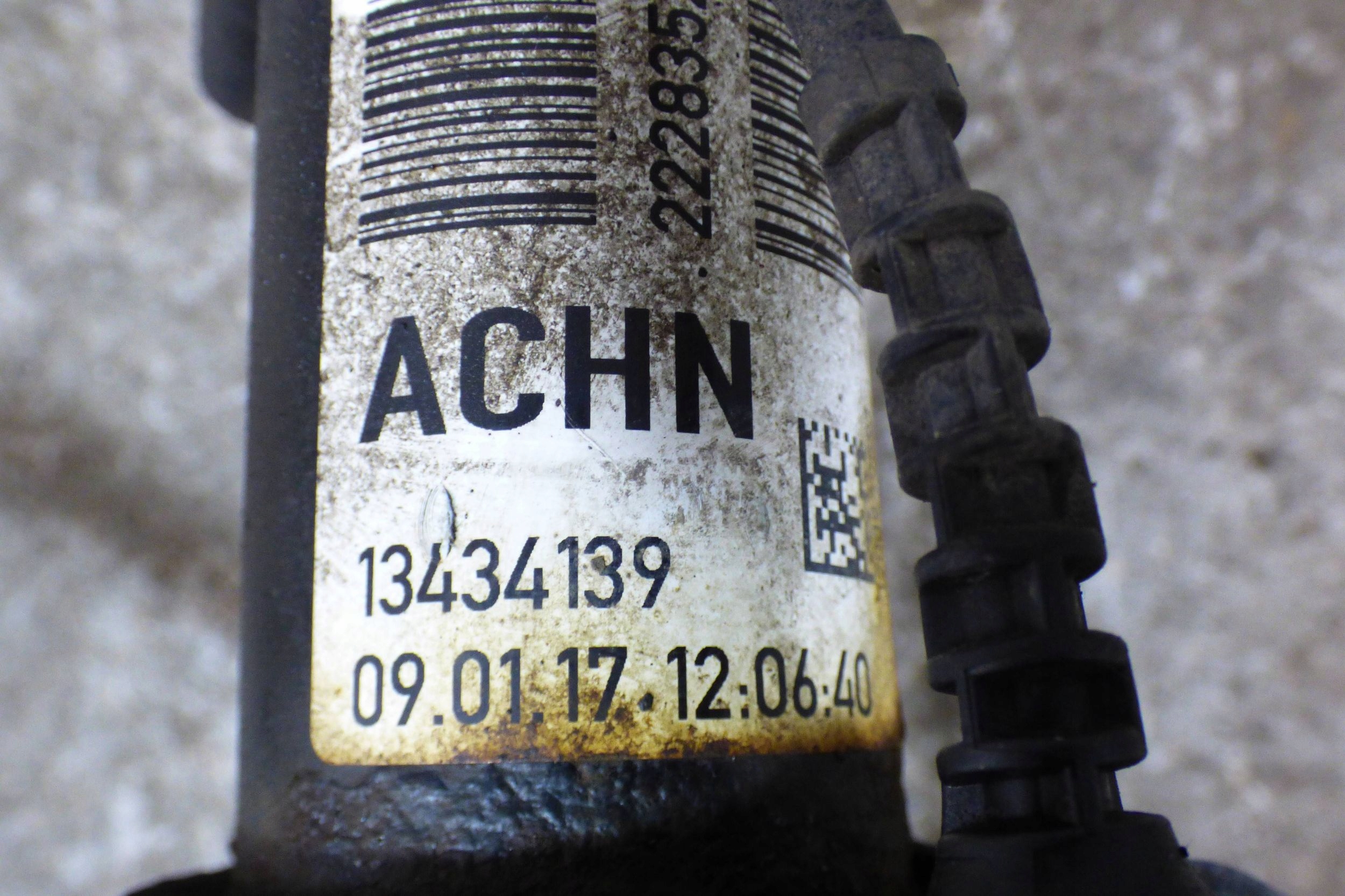 Opel Corsa E 1.4 B McPherson swing left 13434139 st.BDB 100% PROSTY