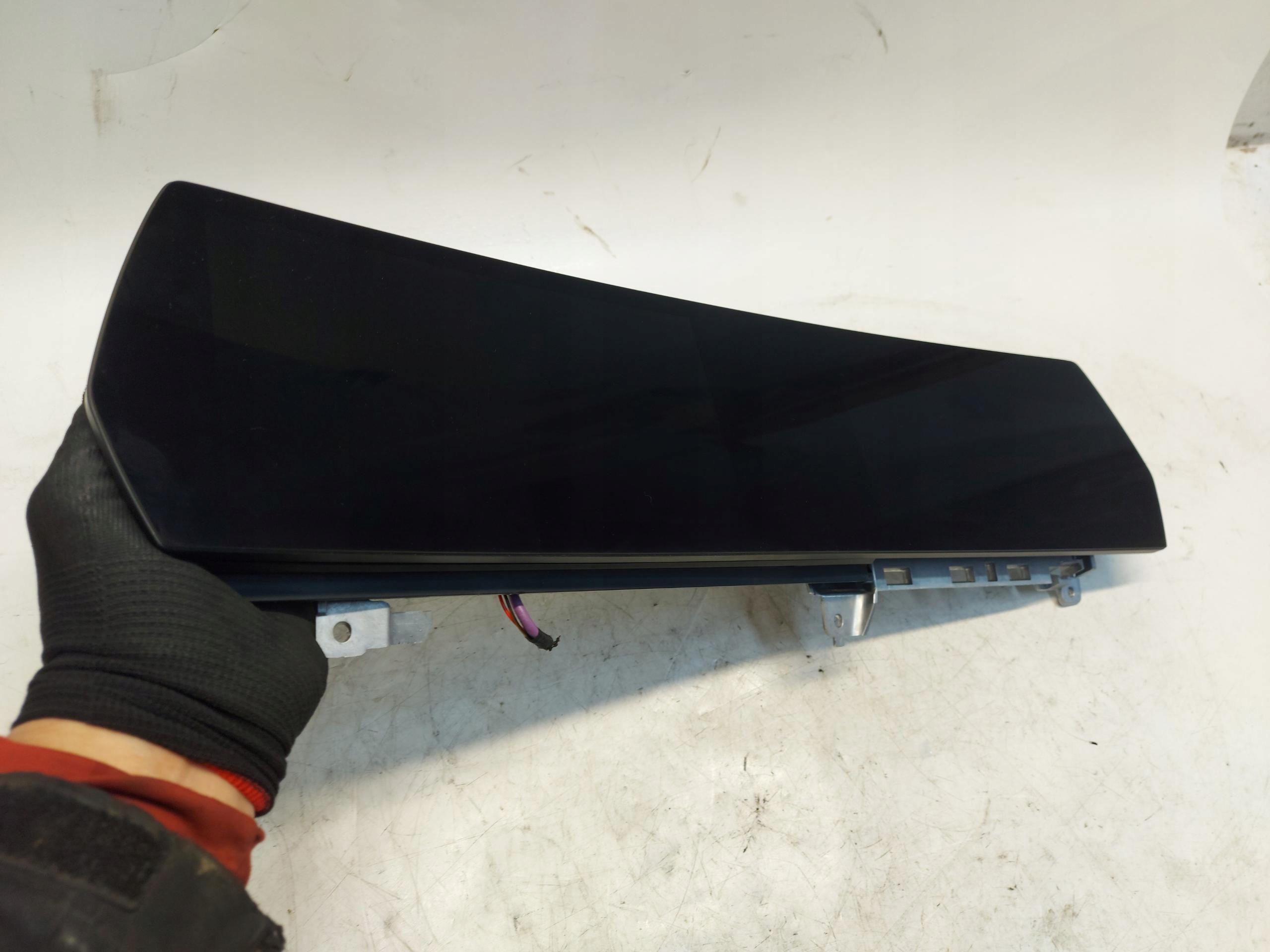 BMW U06 220d EKRAN display dials RHD ANGLIK 5A58D28