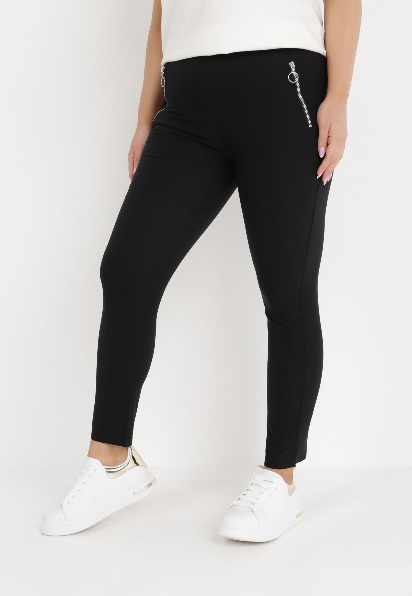 

Born2Be Czarne Spodnie damskie 6XL Z gumką w talii