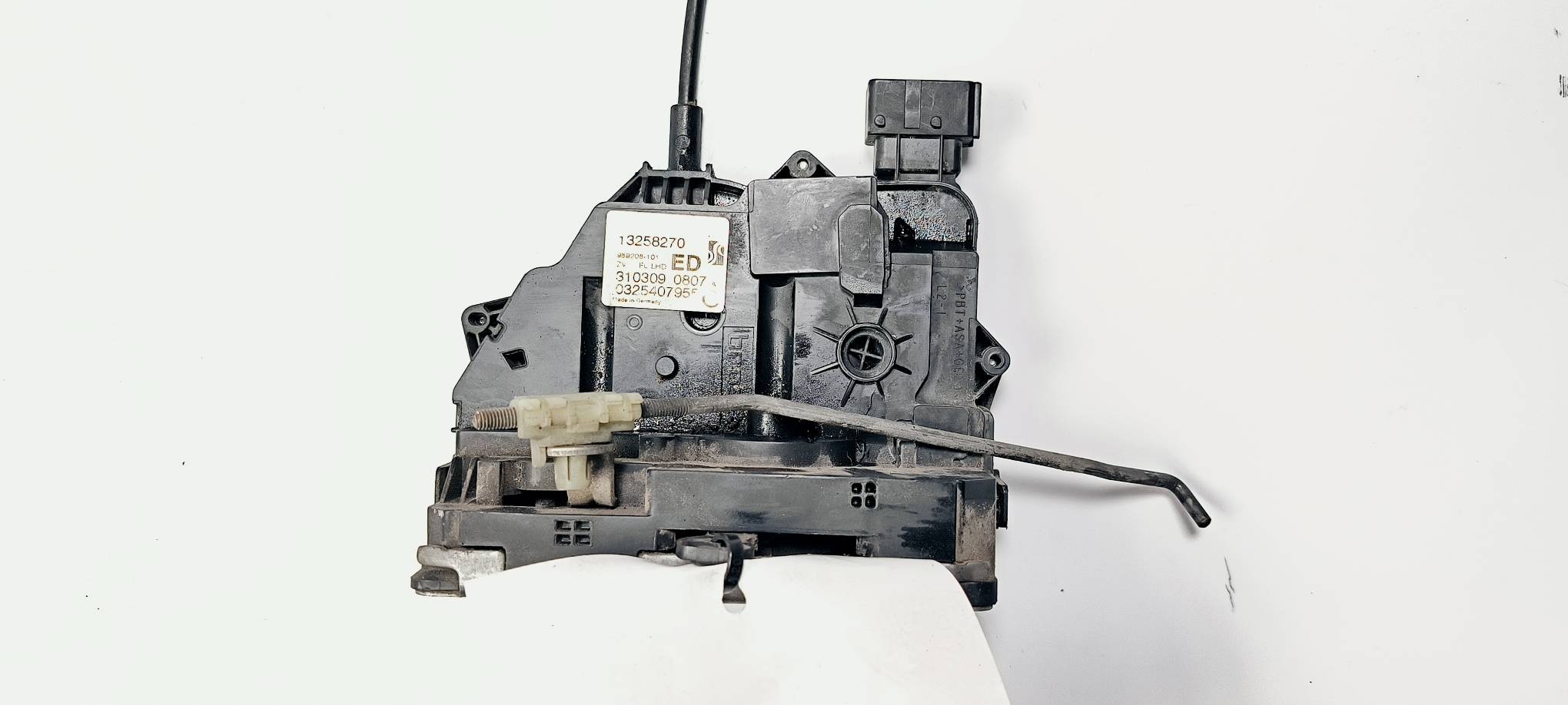 lock door left front EU 13258270 OPEL CORSA D