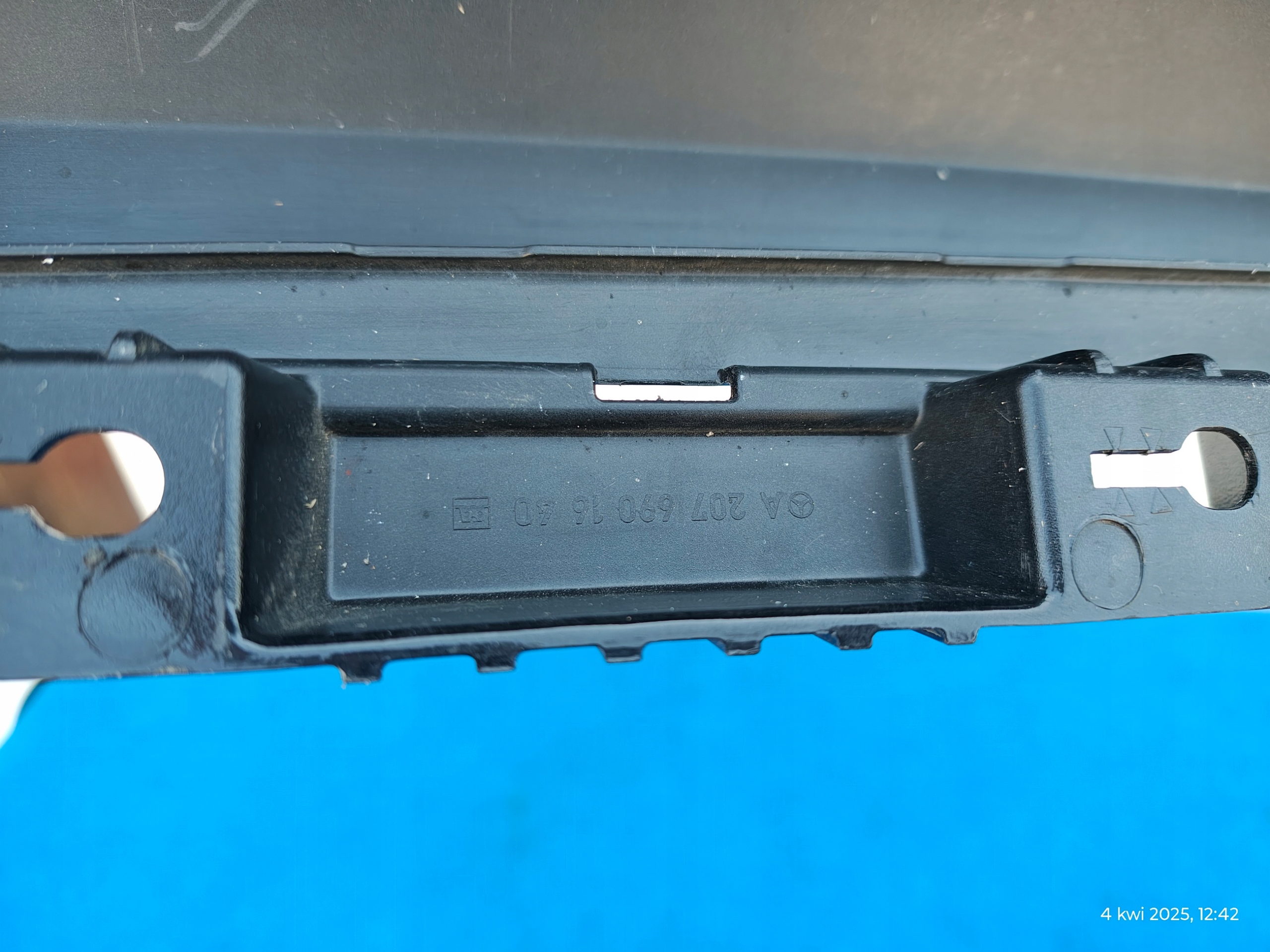 MERCEDES E-KLASA W207 COUPE CABRIO right moulding threshold threshold PRO19