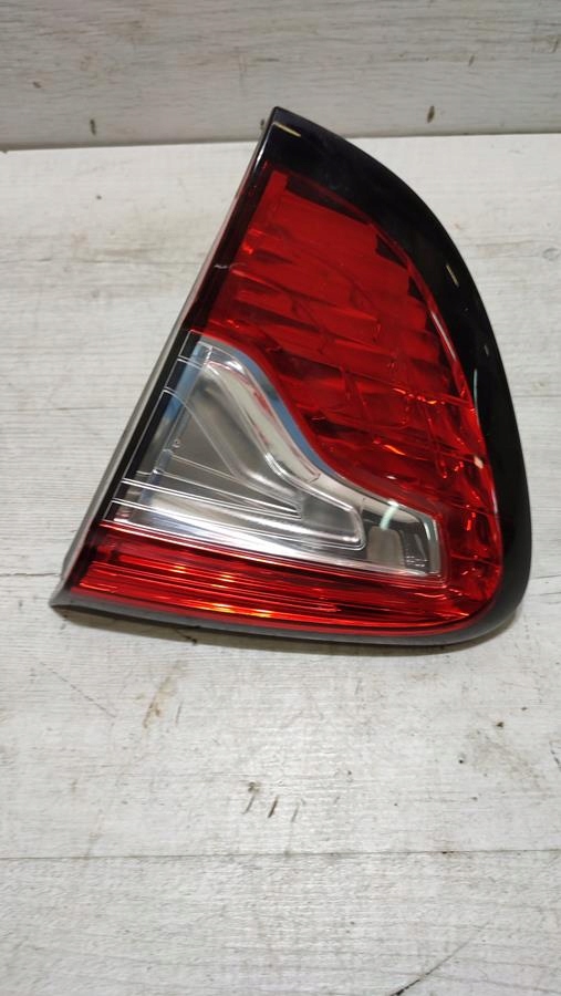 light right rear part trunk door 1.5 DCI Renault Captur