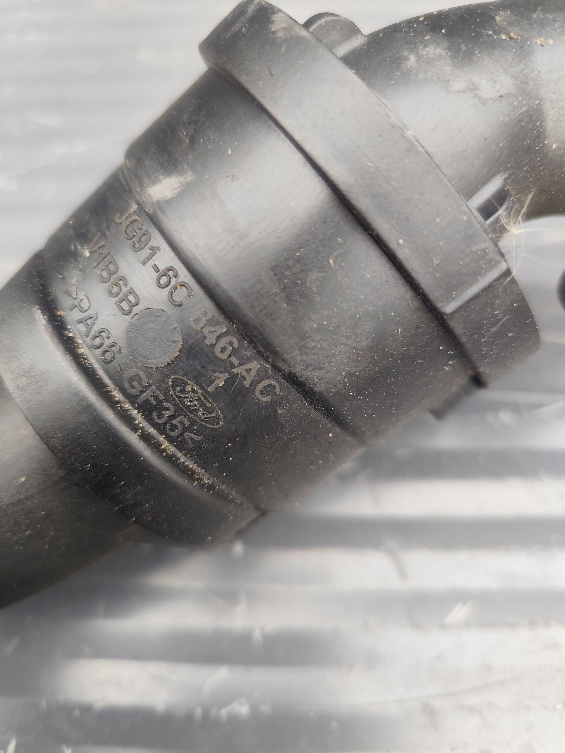FORD FOCUS MK4 2.0 TDCI hadice vedení intercoolera JG916F072AA
