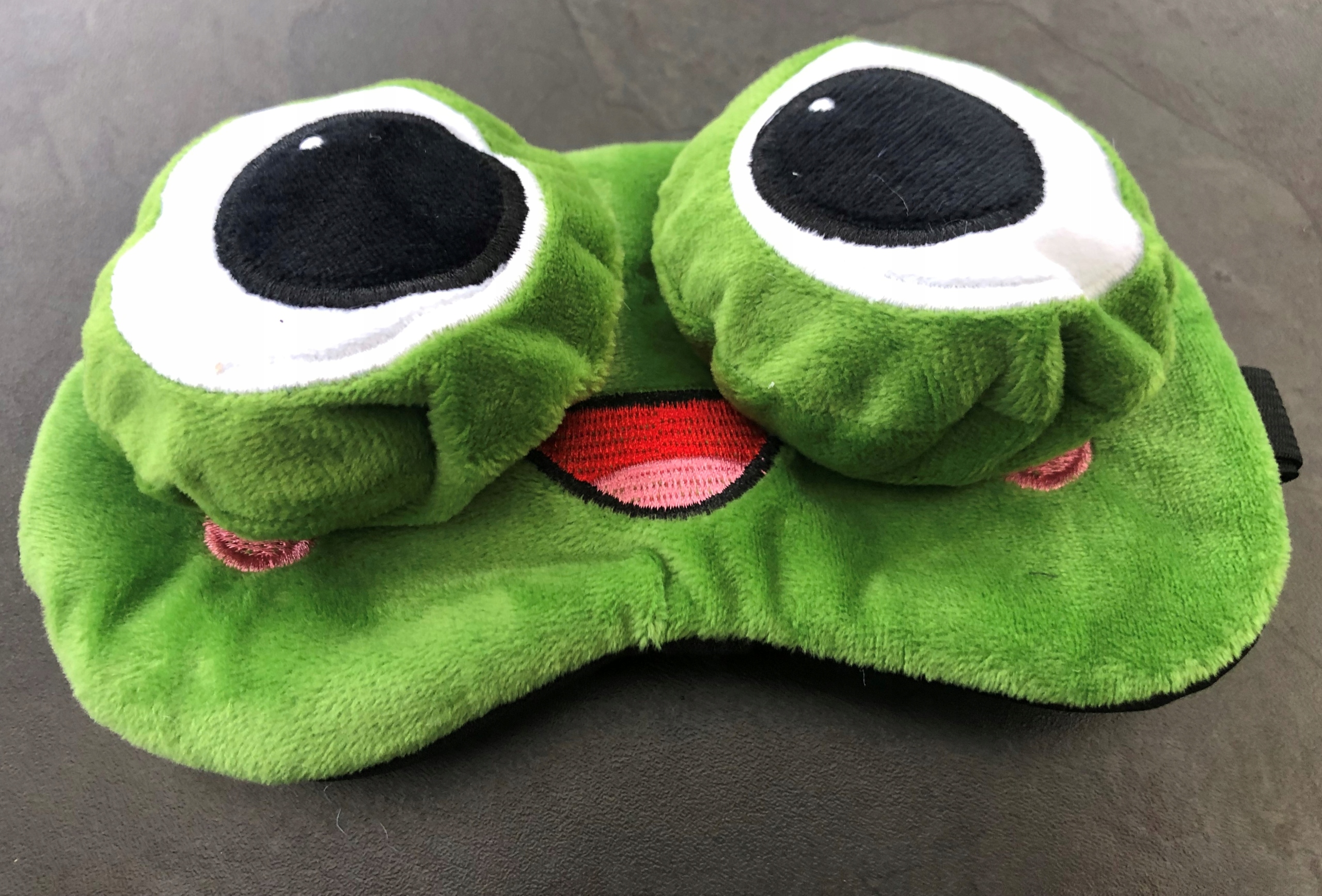 OPASKA NA OCZY MASKA DO SPANIA SNU RELAKSU żabka ŻABA OLDMAN NA GUMCE Materiał dominujący poliester