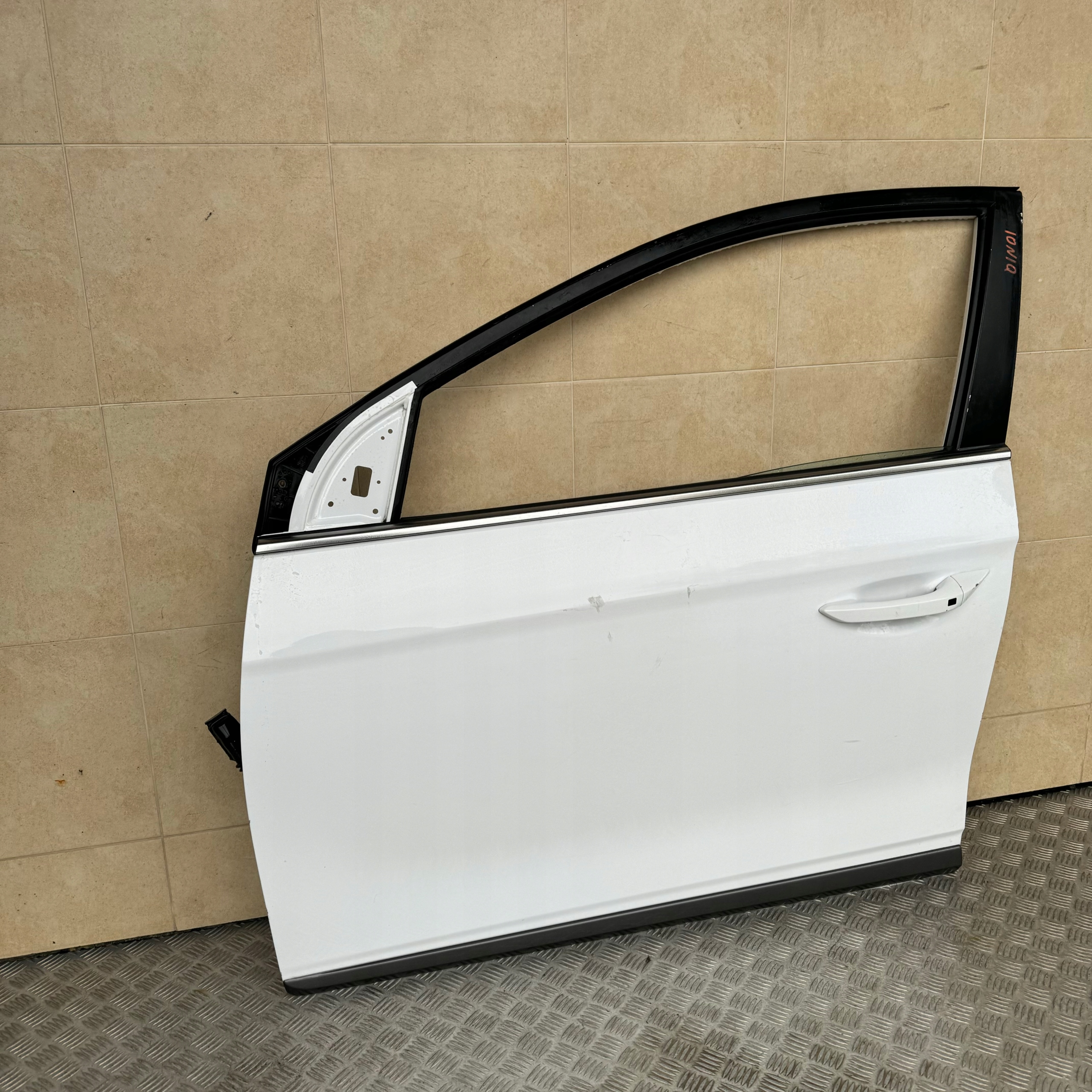 DOOR COMPLETE FRONT LEFT HYUNDAI IONIQ 2019 ROK