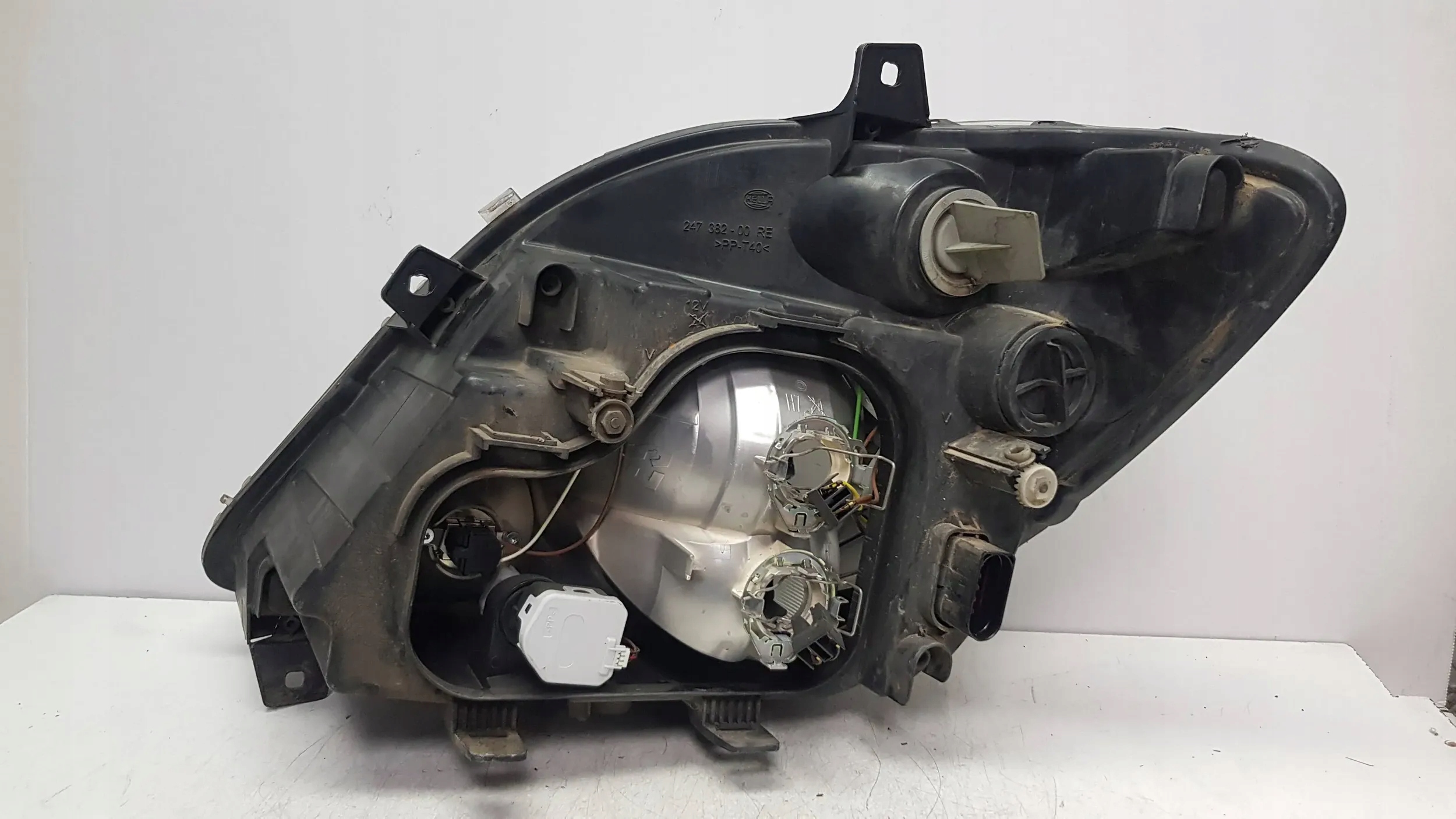 light front right Mercedes Sprinter W906 06