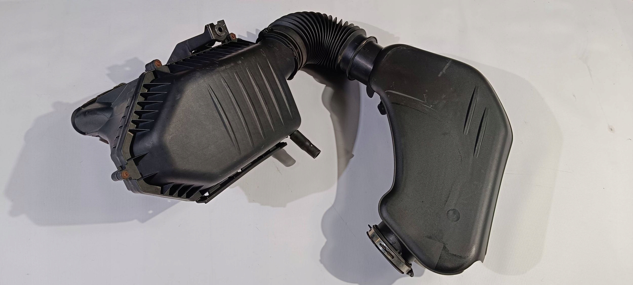 Gehäuse filter luft dolot komplett Dodge Charger Challenger 3.6 2015