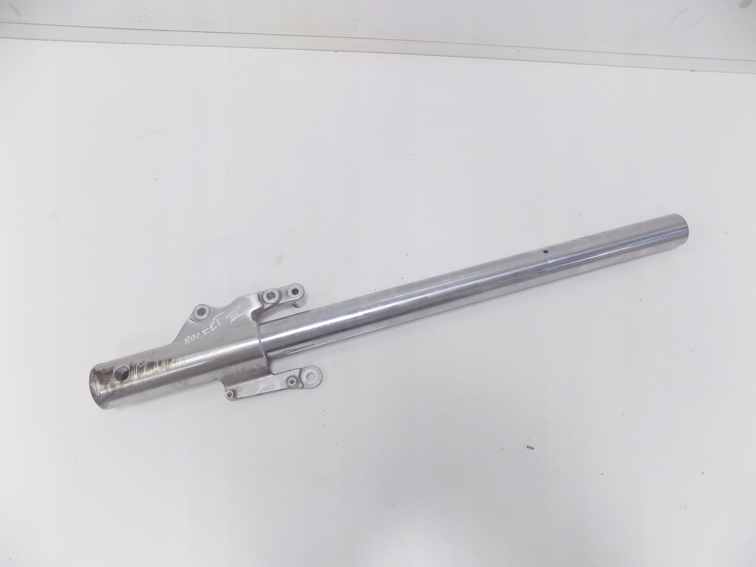 TRIUMPH ROCKET III LAGA ГОМІЛКА ПЕРЕДНЯ ПІДВІСКА