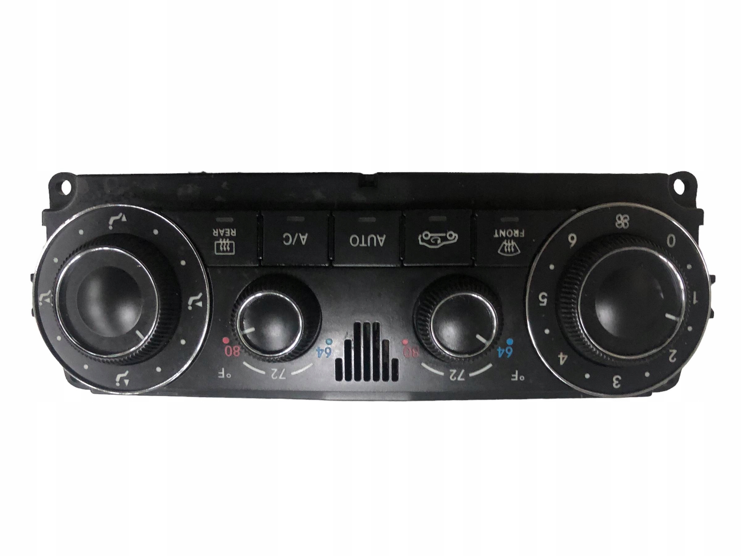 A2038304285 - MERCEDES C W203 панель кондиціонера 2038304285