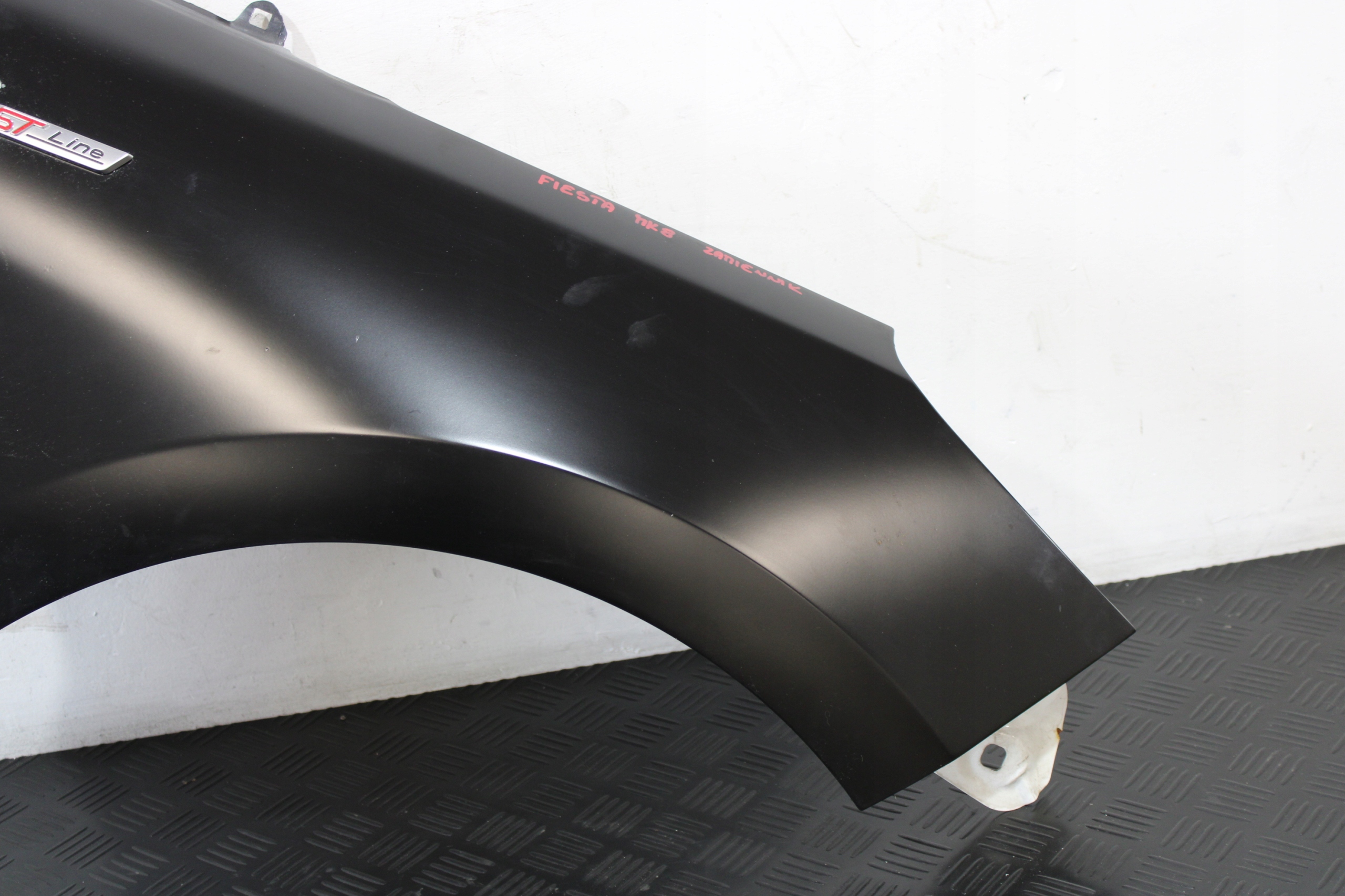fender right front front replacement FORD FIESTA MK8