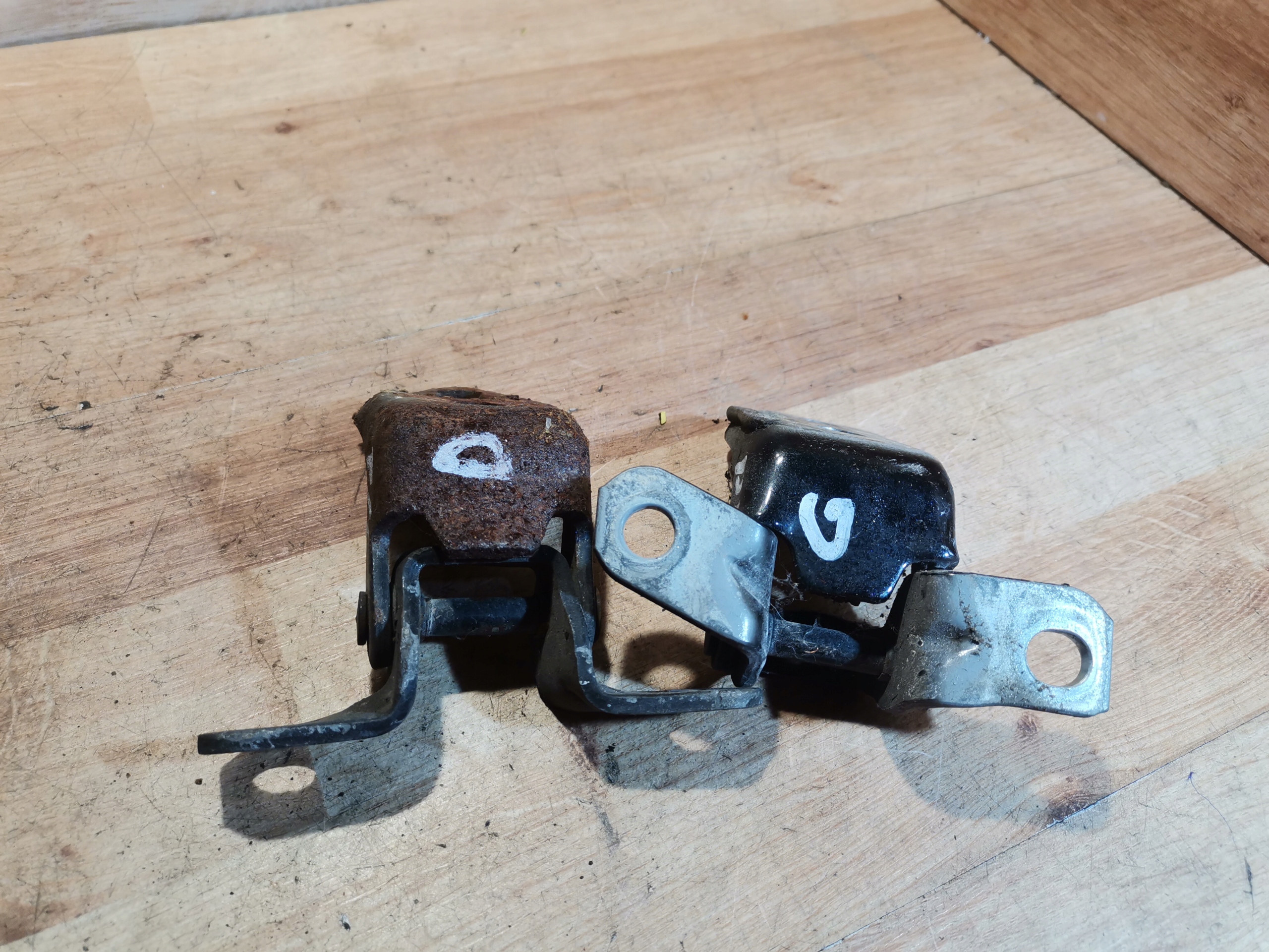hinges door left front MAZDA 6 III GJ 12-18